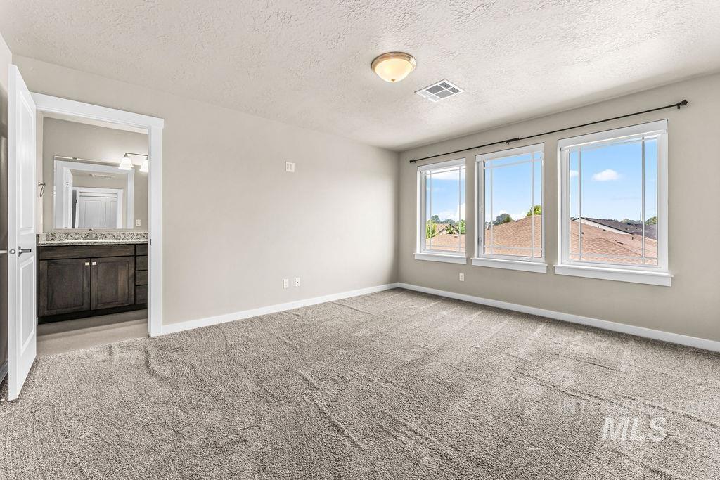 2193 S Hills Ave. Property Photo 22