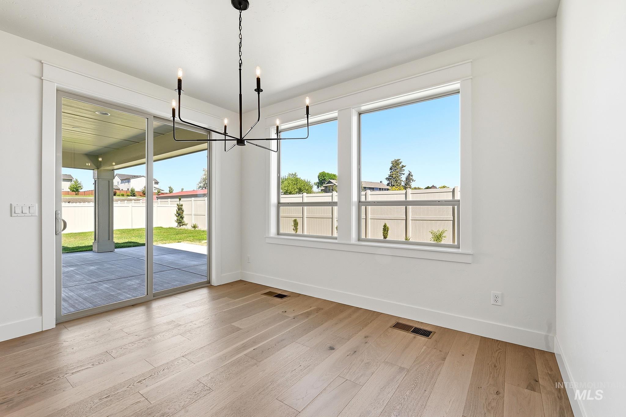 9351 W Gladiola Lane Property Photo 15