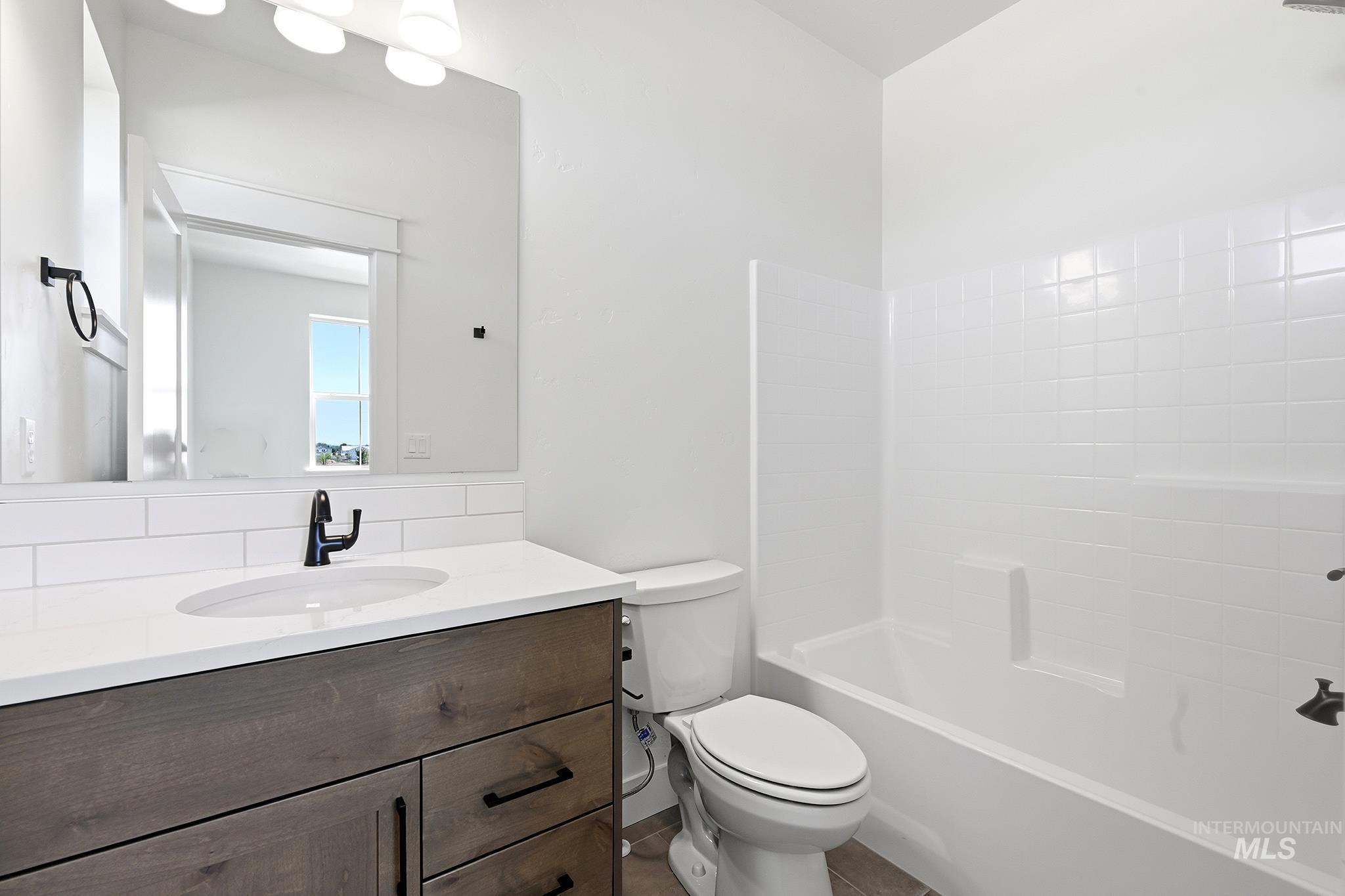 9351 W Gladiola Lane Property Photo 21