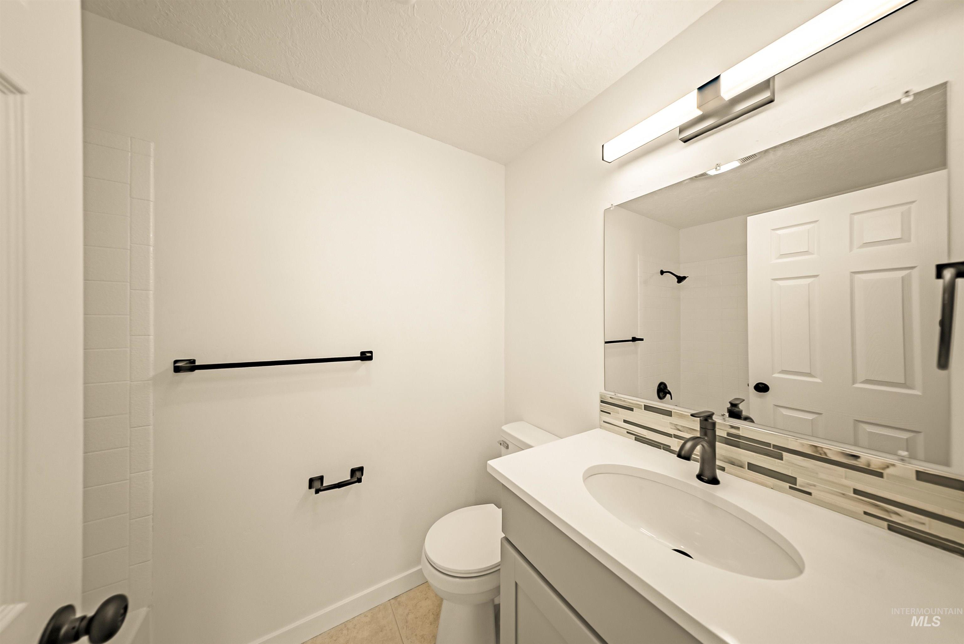 8211 W Cory Ct. Property Photo 18