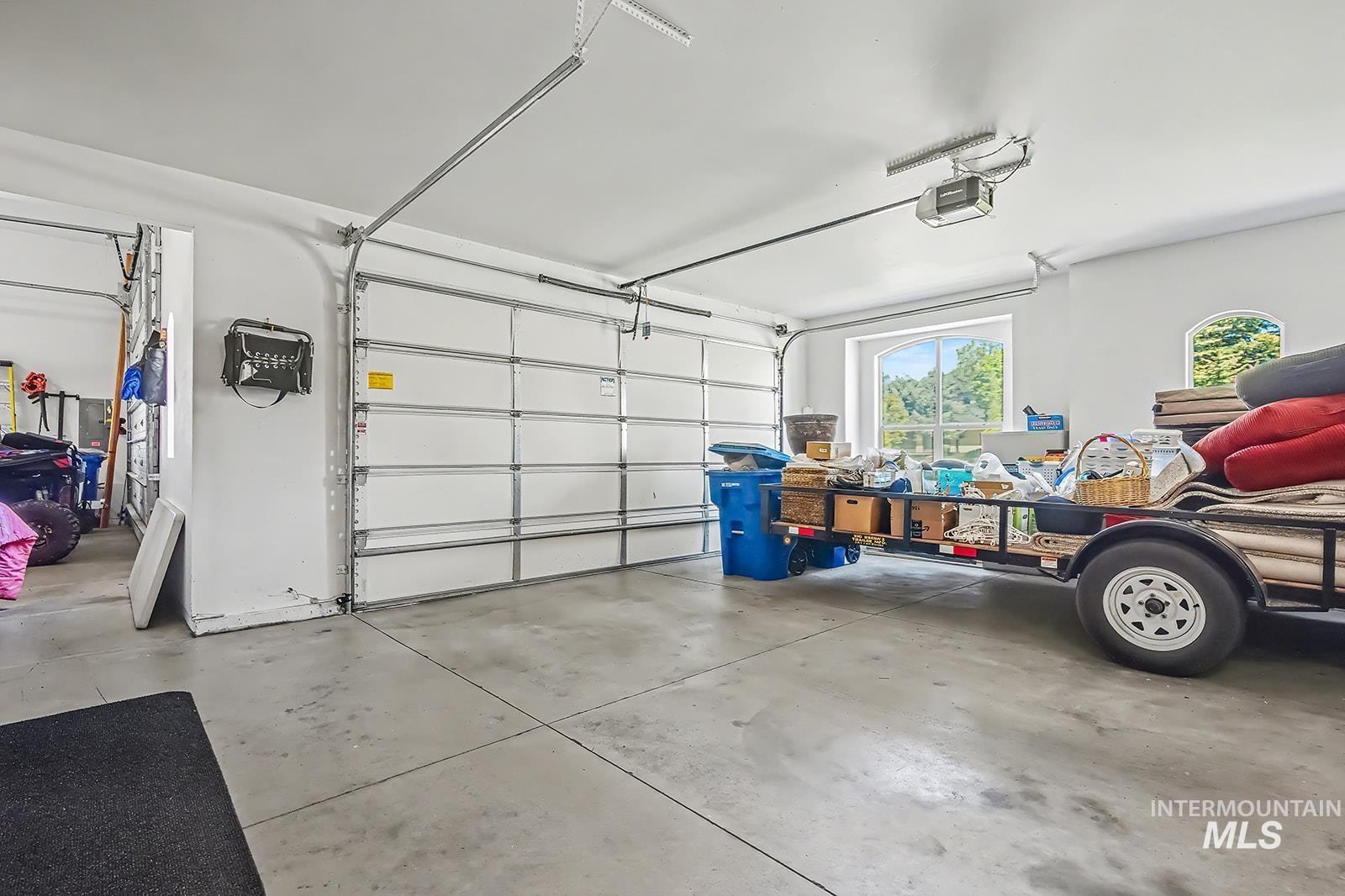 8751 W Rioja St Property Photo 30