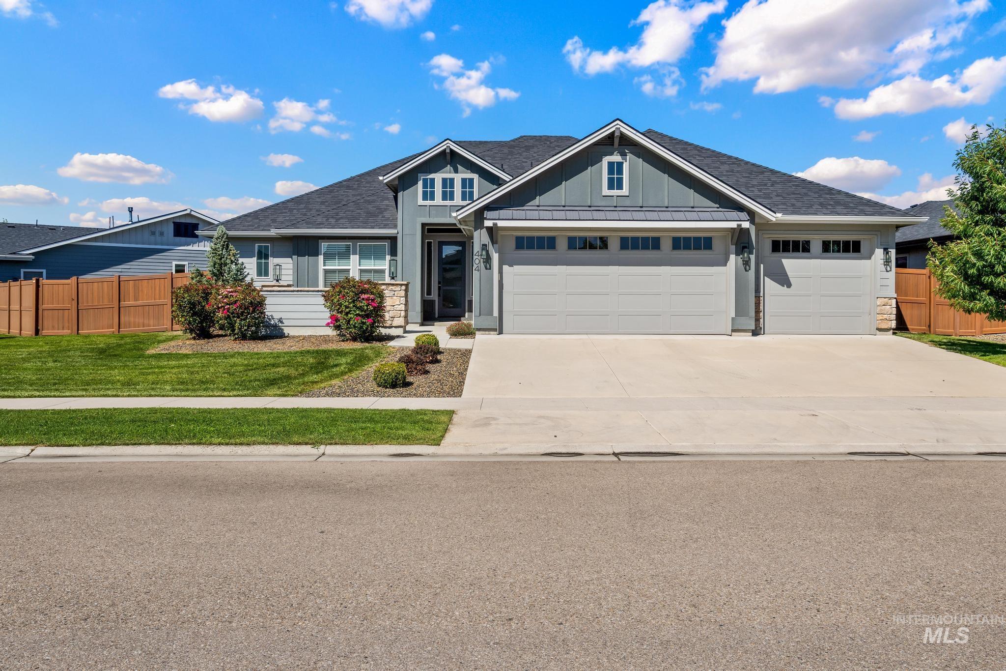 404 S Aspen Lakes Way Property Photo 1
