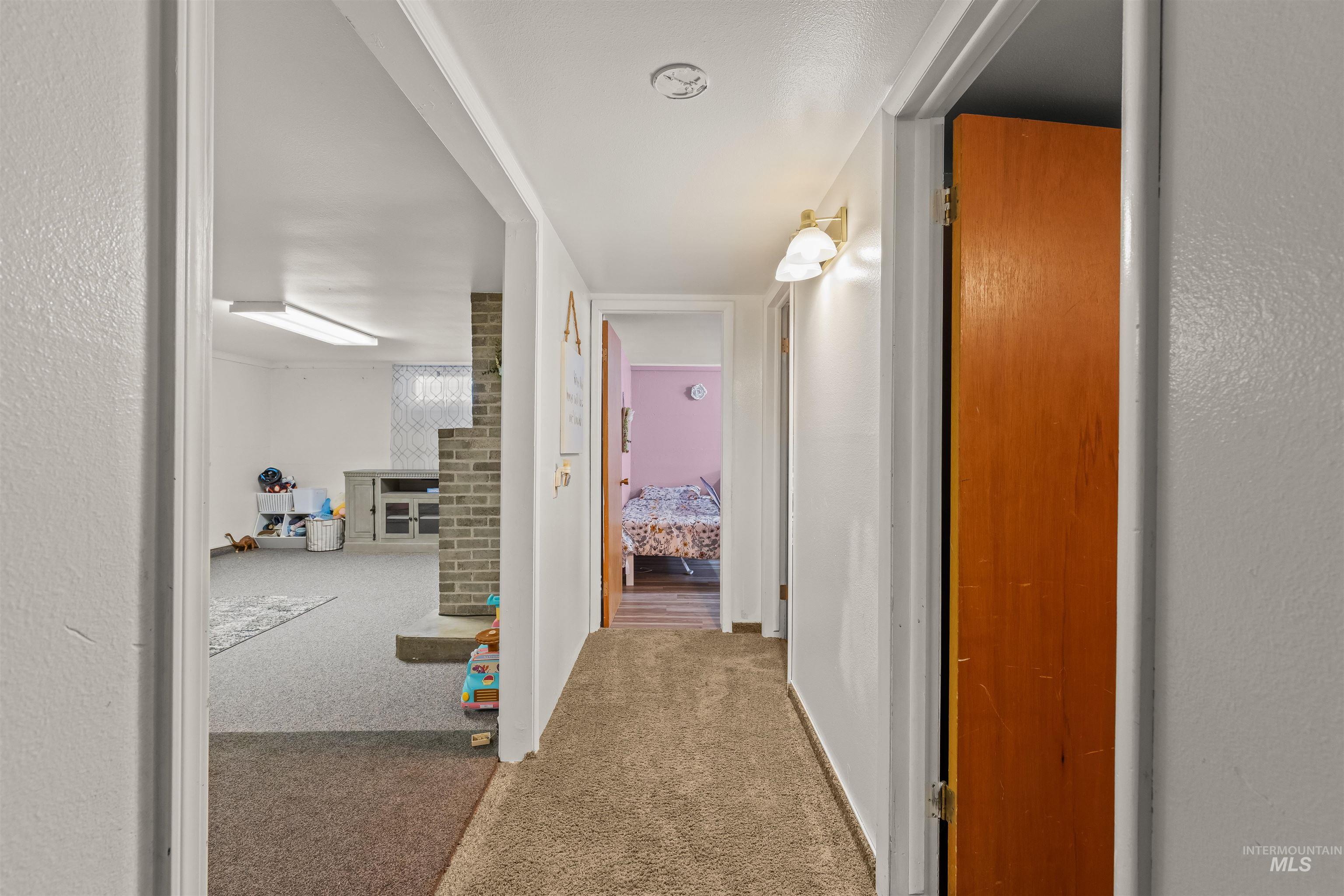 1357 Chestnut St Property Photo 21