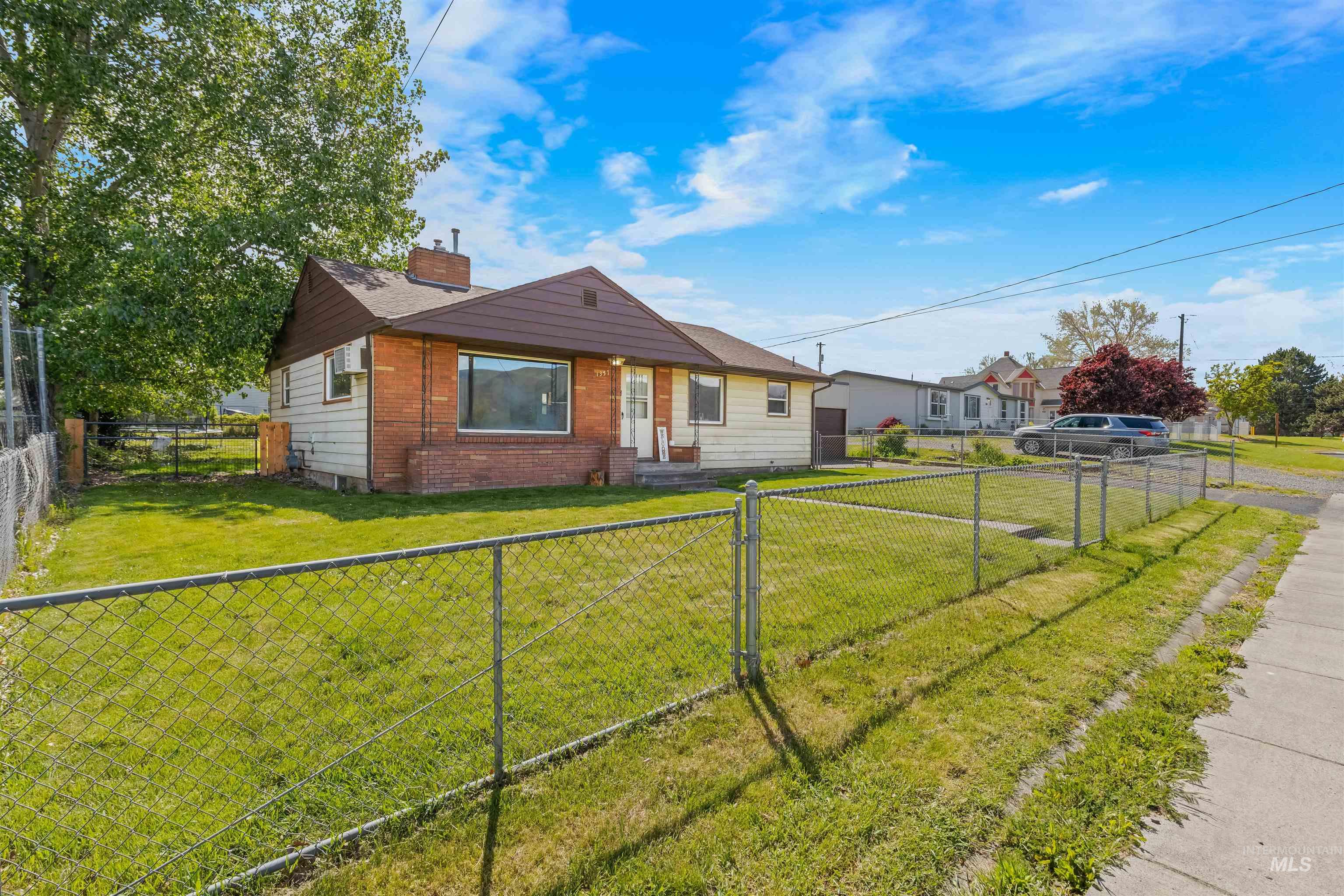 1357 Chestnut St Property Photo 30