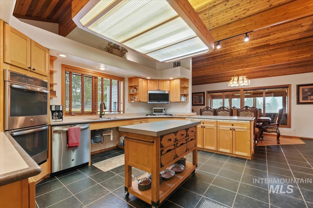 7 River Rd. Property Photo 21