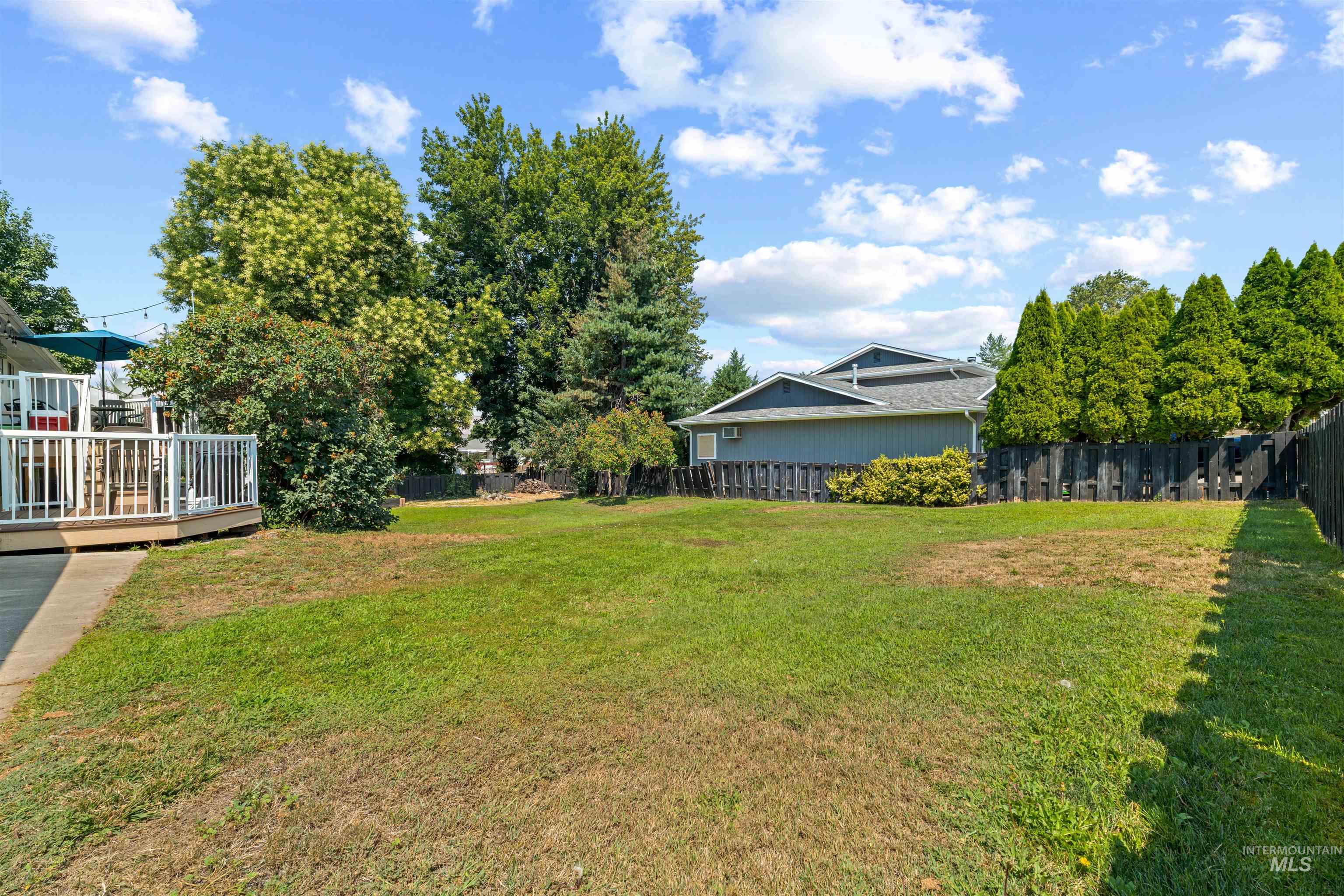 2429 Westwood Court Property Photo 42