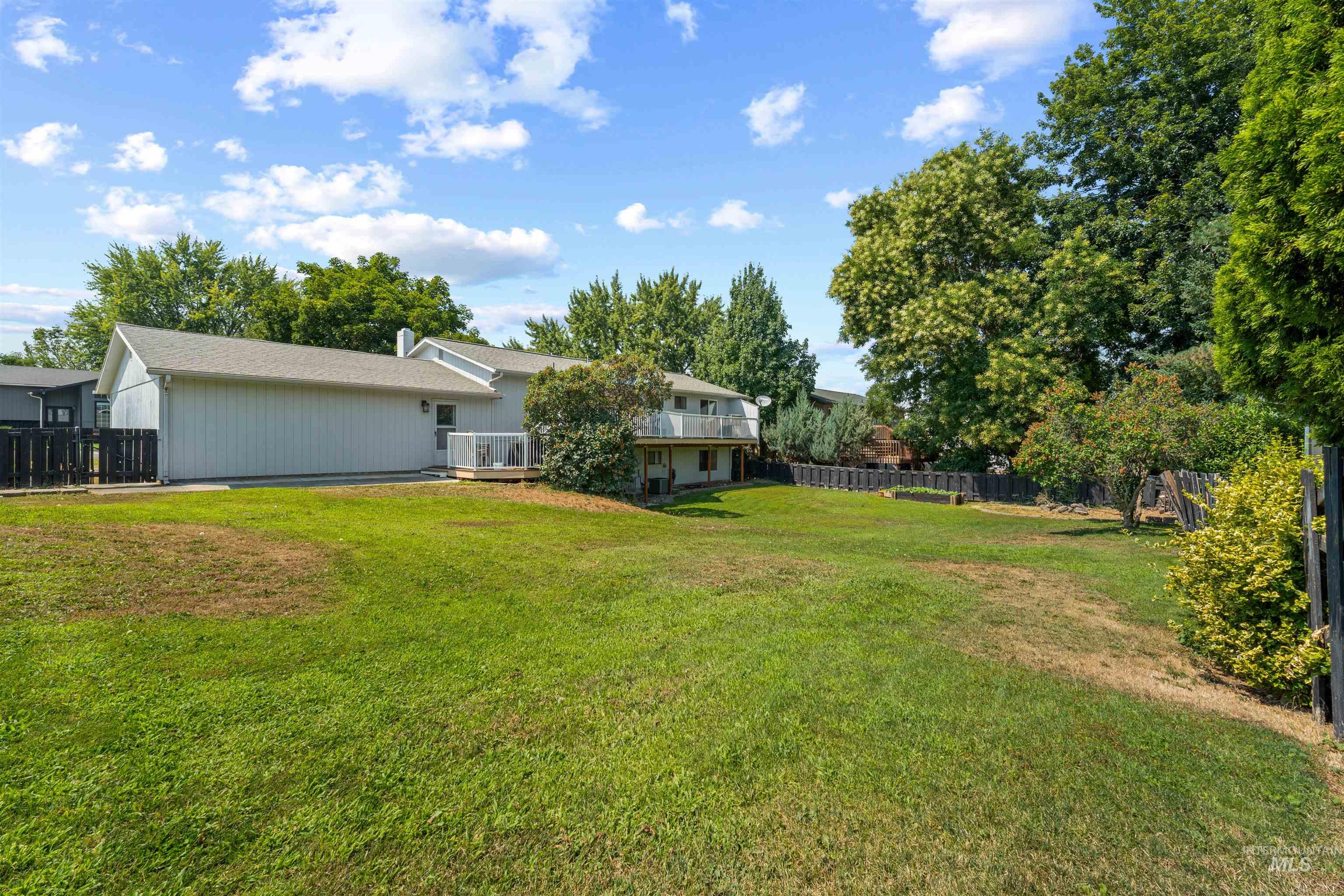 2429 Westwood Court Property Photo 43