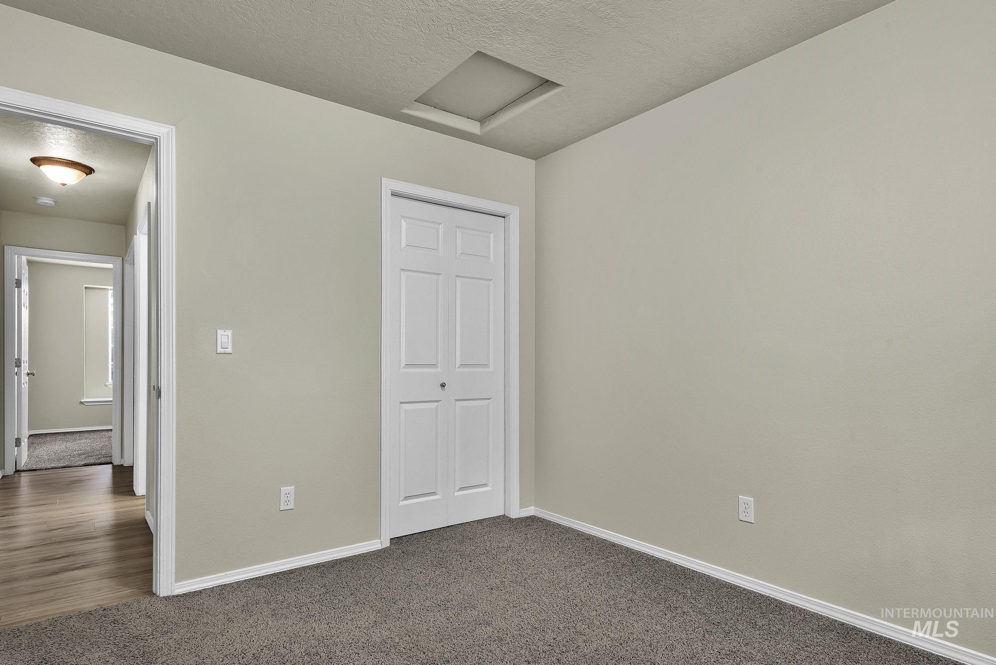 3709 N Lezana Property Photo 17