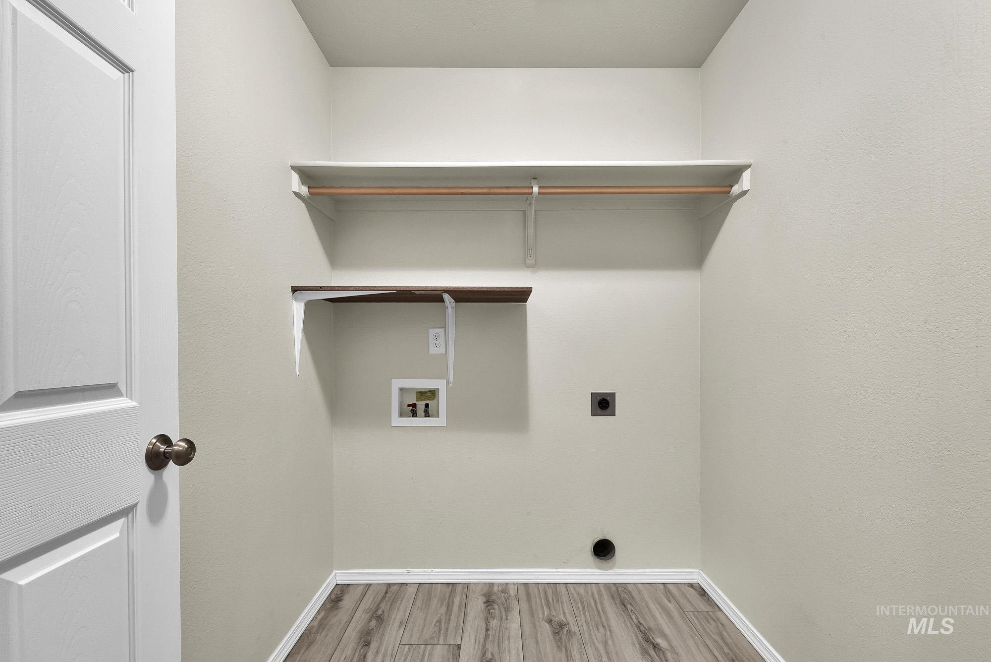 3709 N Lezana Property Photo 21