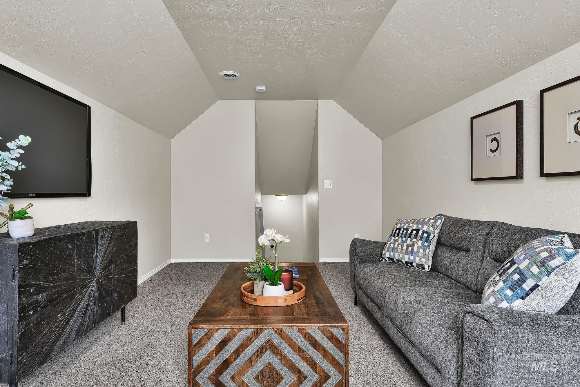 3709 N Lezana Property Photo 24