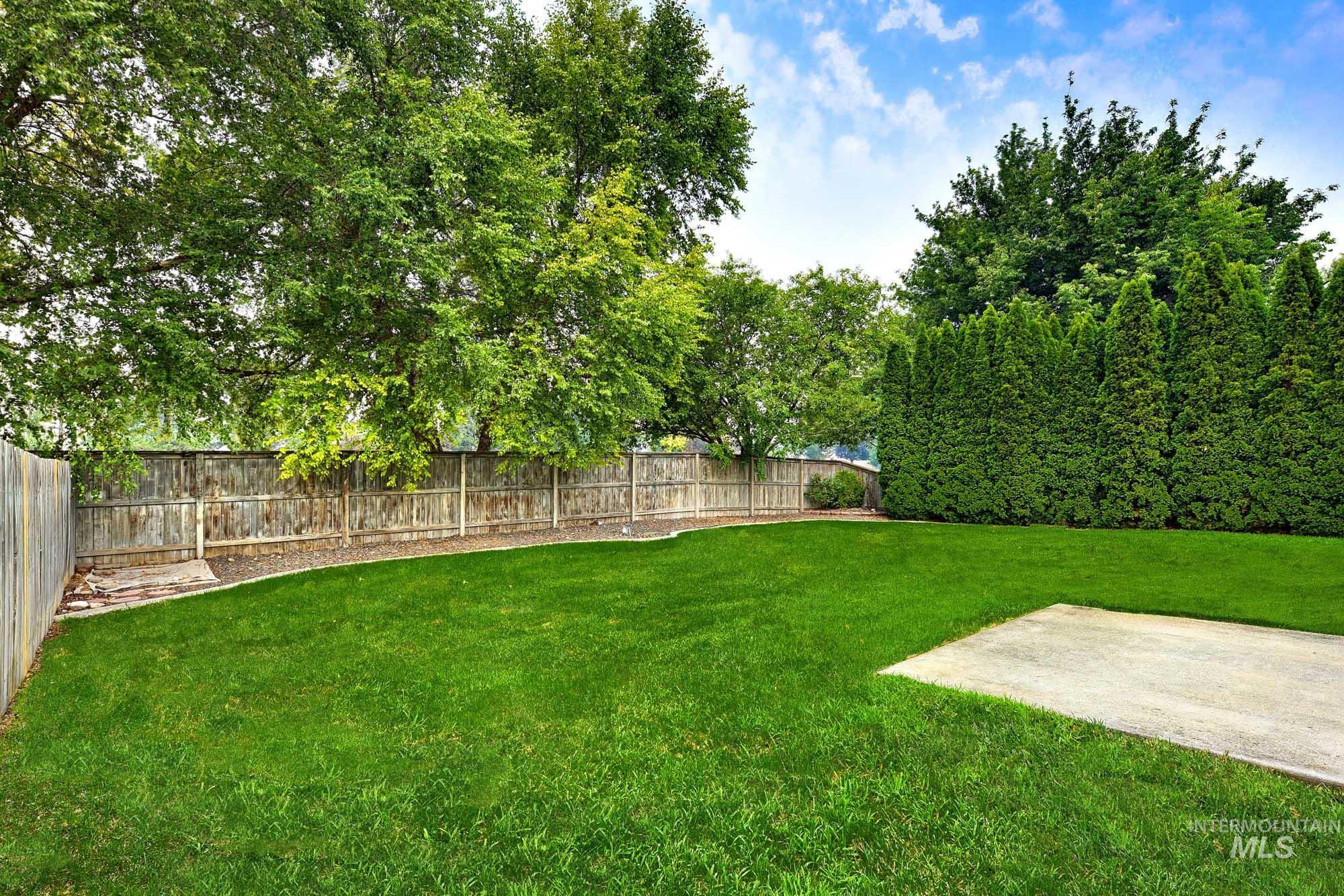 3709 N Lezana Property Photo 25