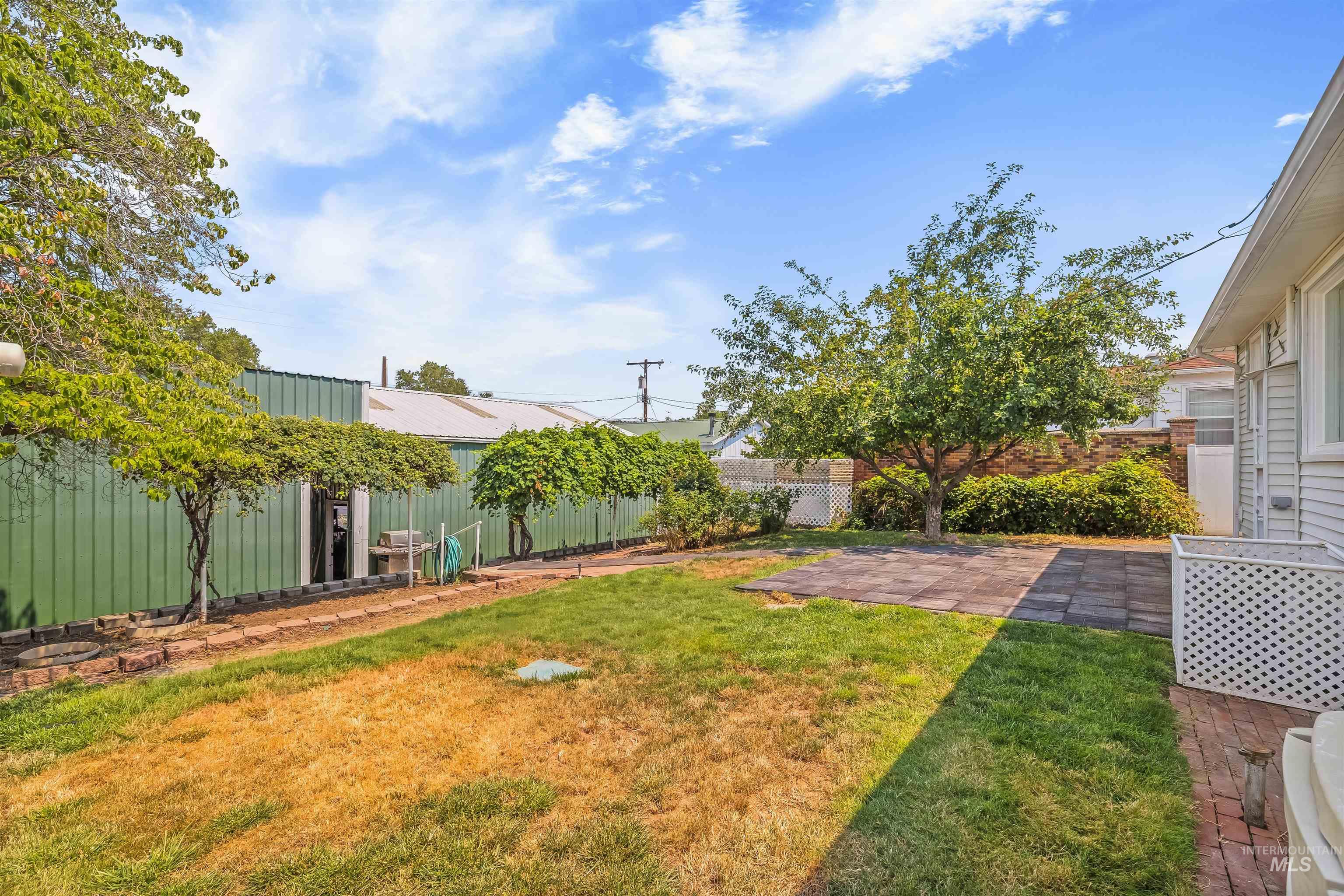 1413 15th Avenue Property Photo 10