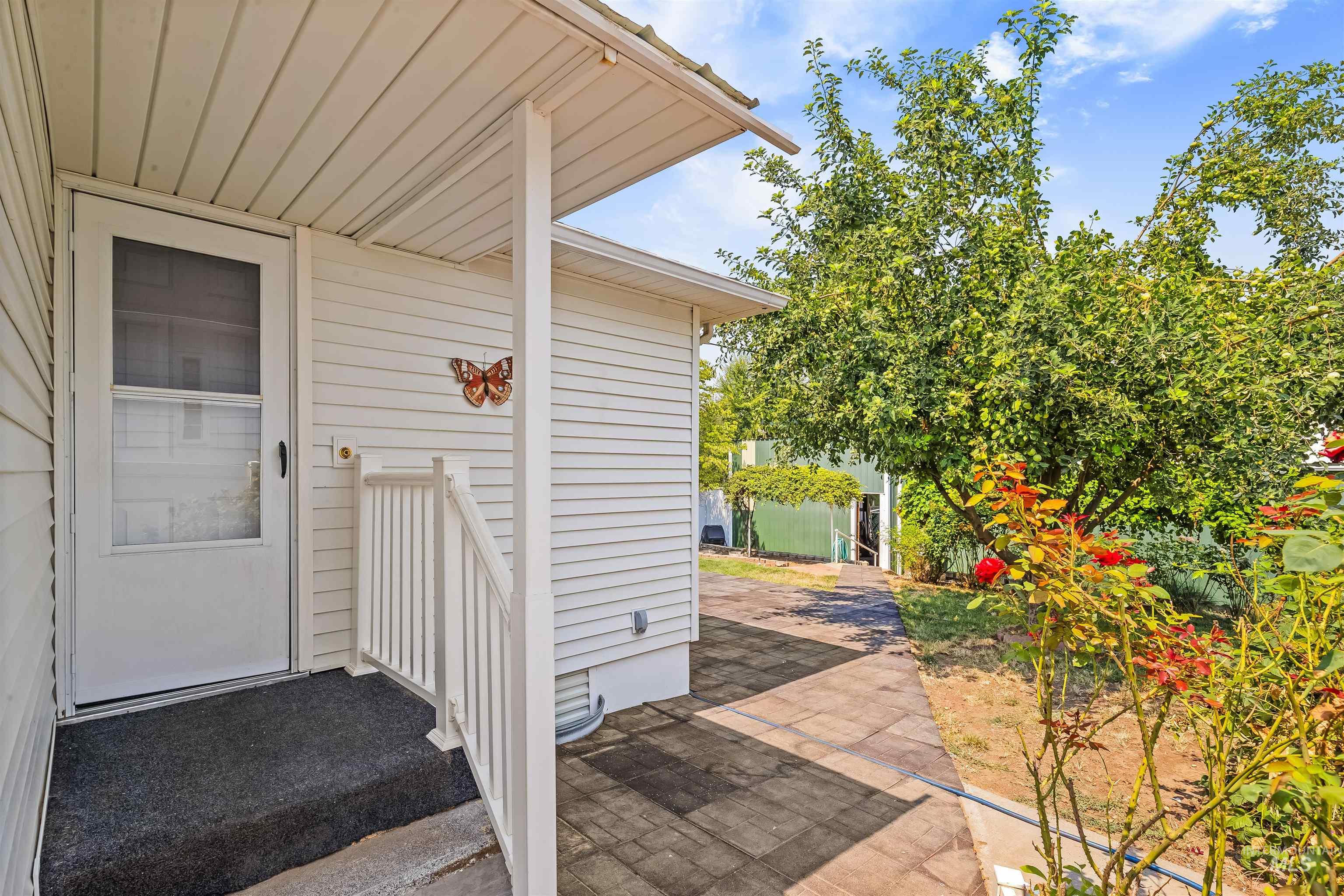 1413 15th Avenue Property Photo 13