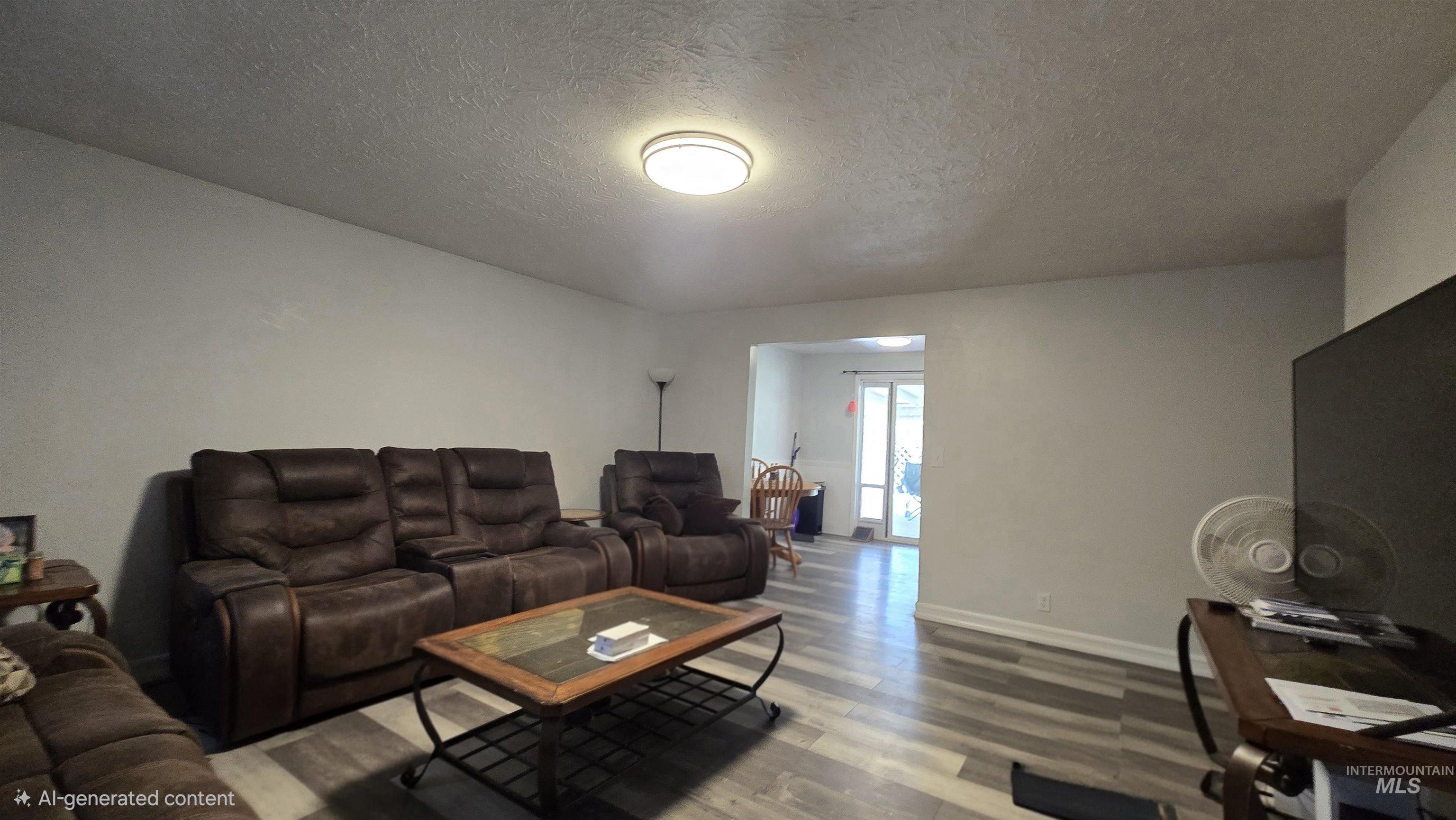 45 S Westwood St Property Photo 4
