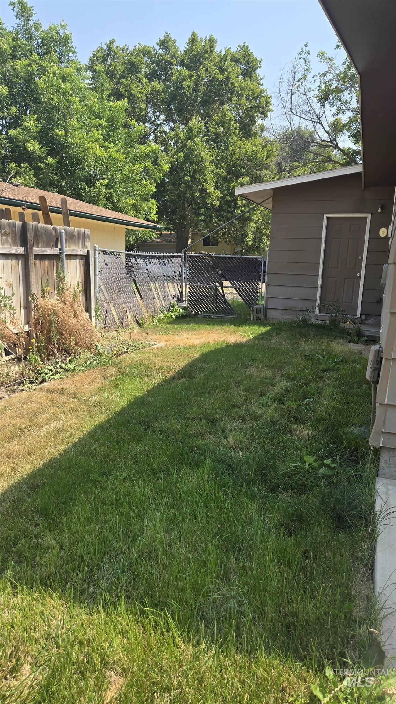 45 S Westwood St Property Photo 23