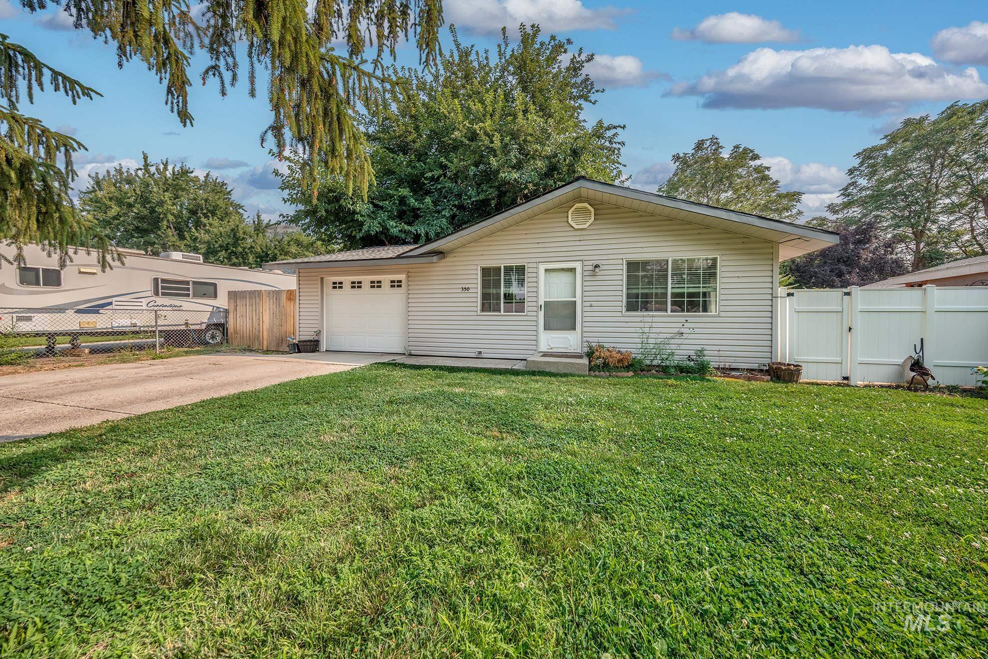 350 Farber Drive Property Photo 2
