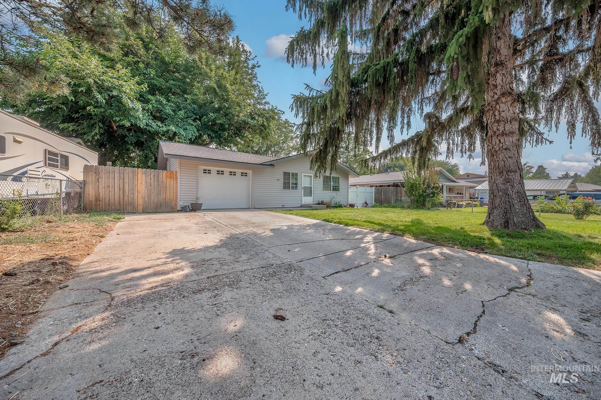 350 Farber Drive Property Photo 3