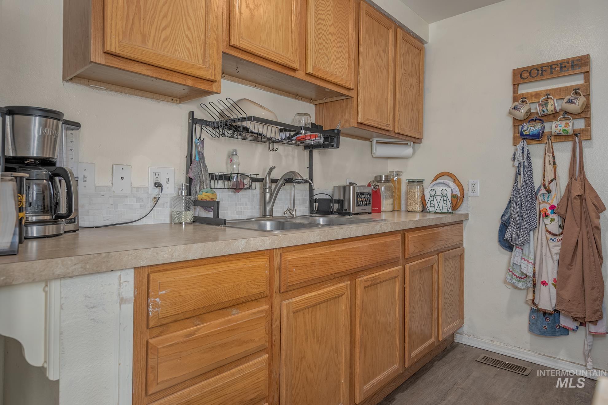 350 Farber Drive Property Photo 11