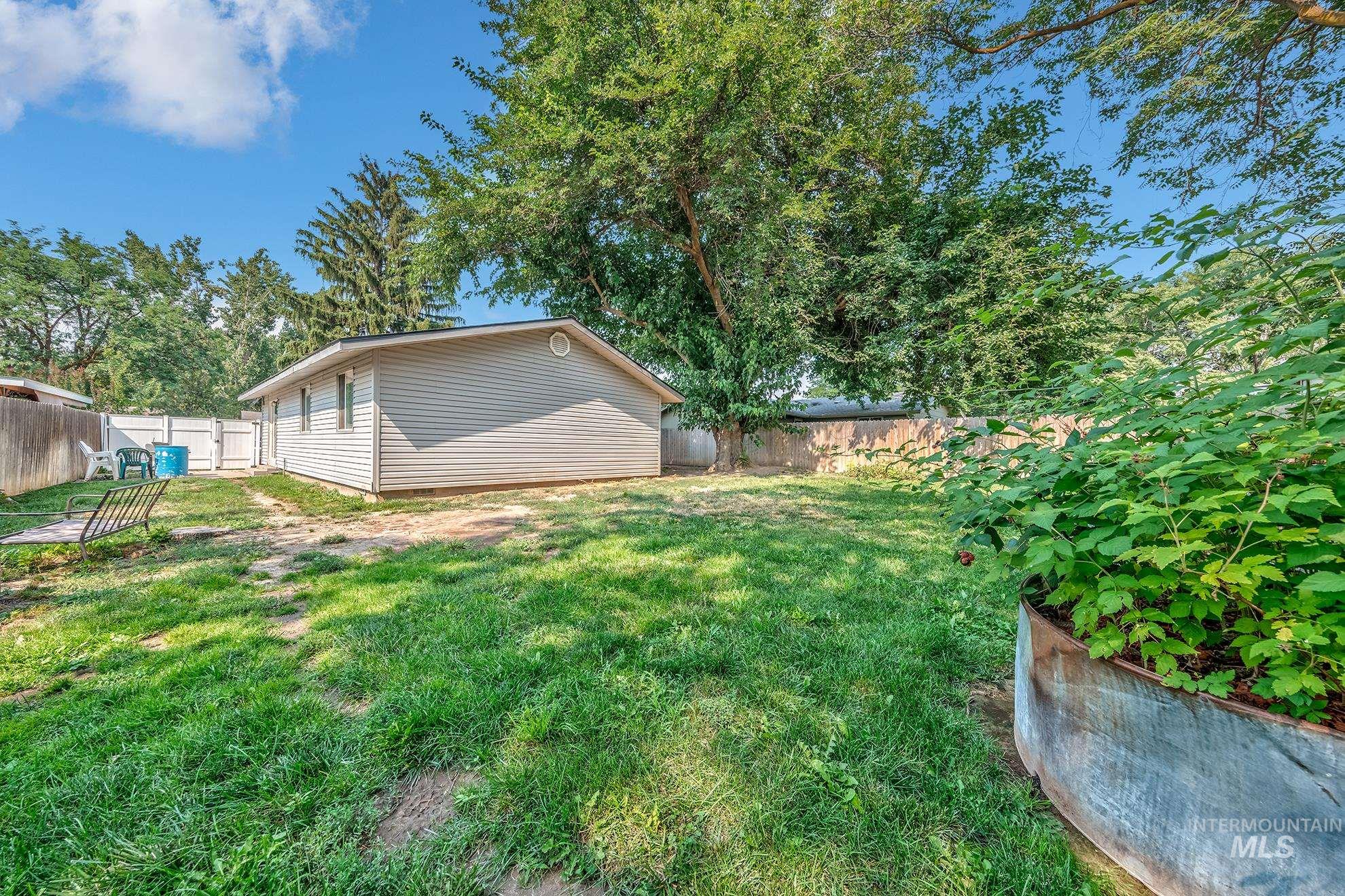 350 Farber Drive Property Photo 21