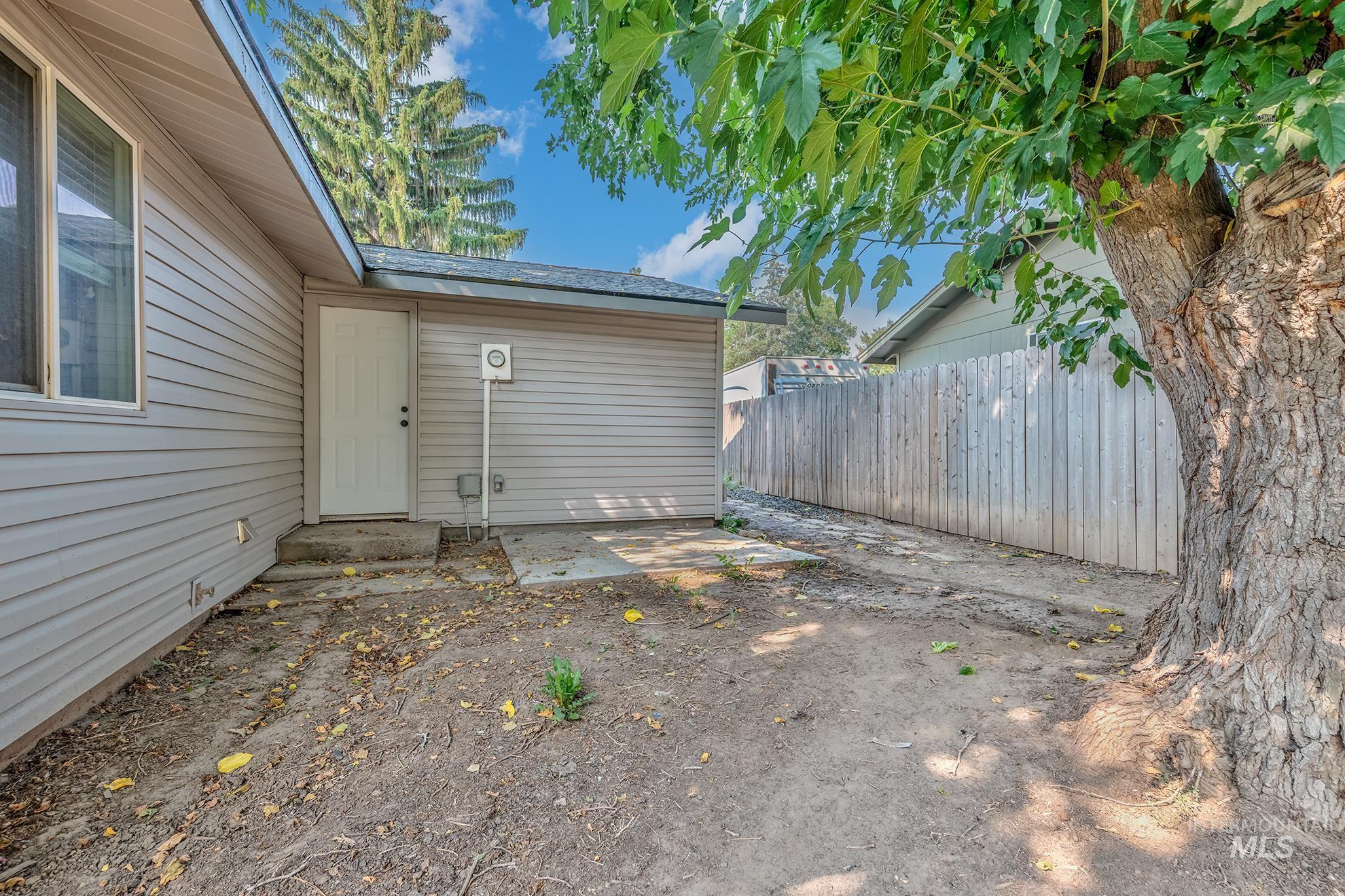 350 Farber Drive Property Photo 23