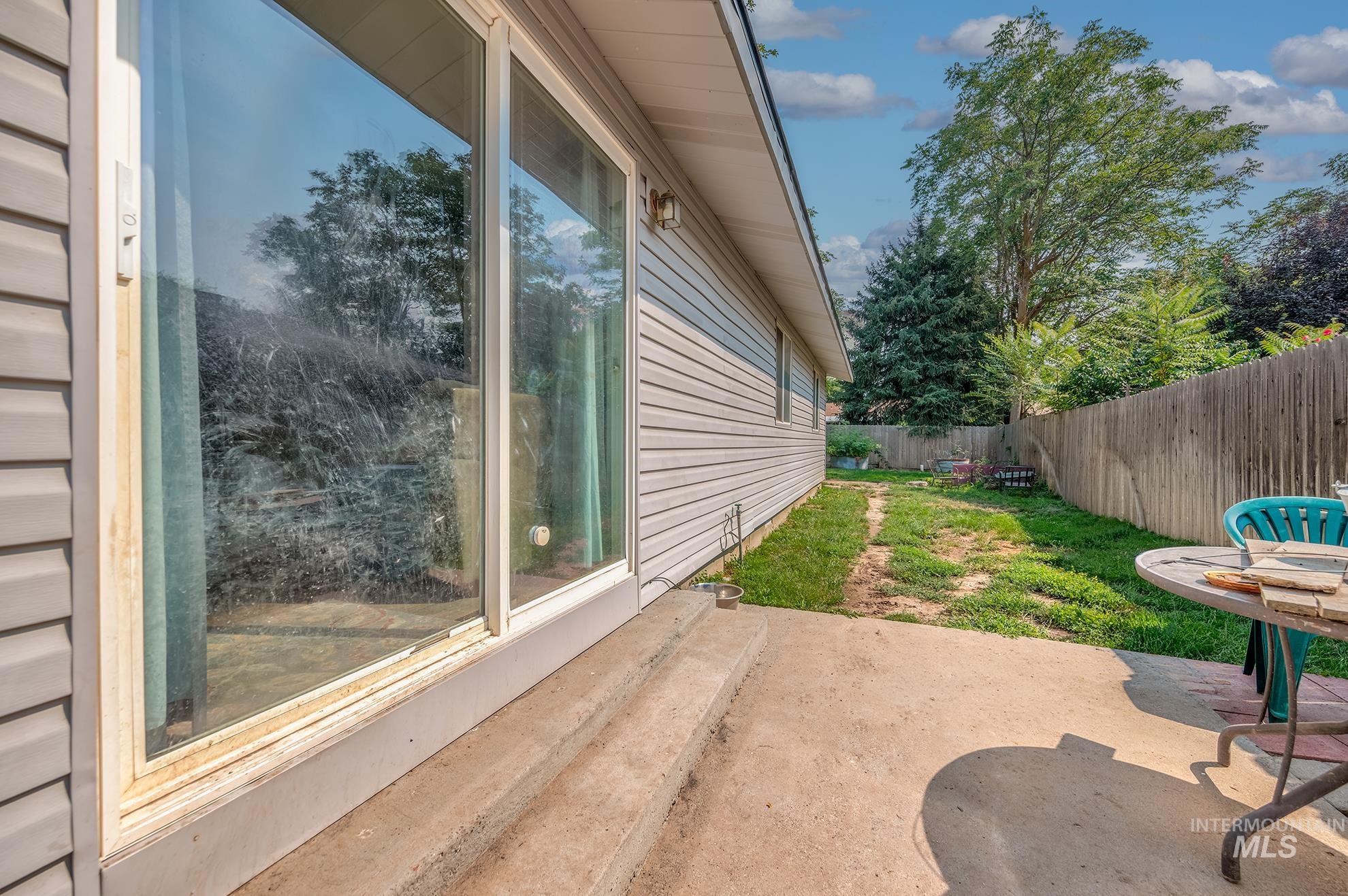 350 Farber Drive Property Photo 27