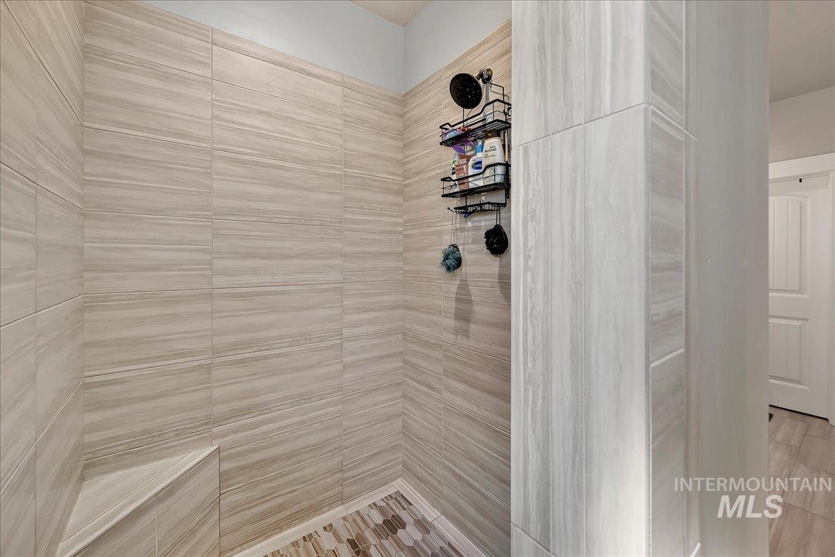 6190 E Canyon Crossing Dr. Property Photo 23