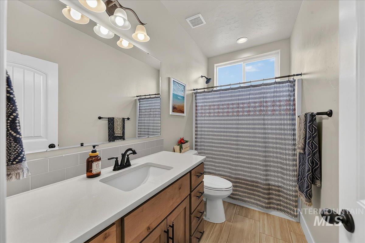 6190 E Canyon Crossing Dr. Property Photo 30