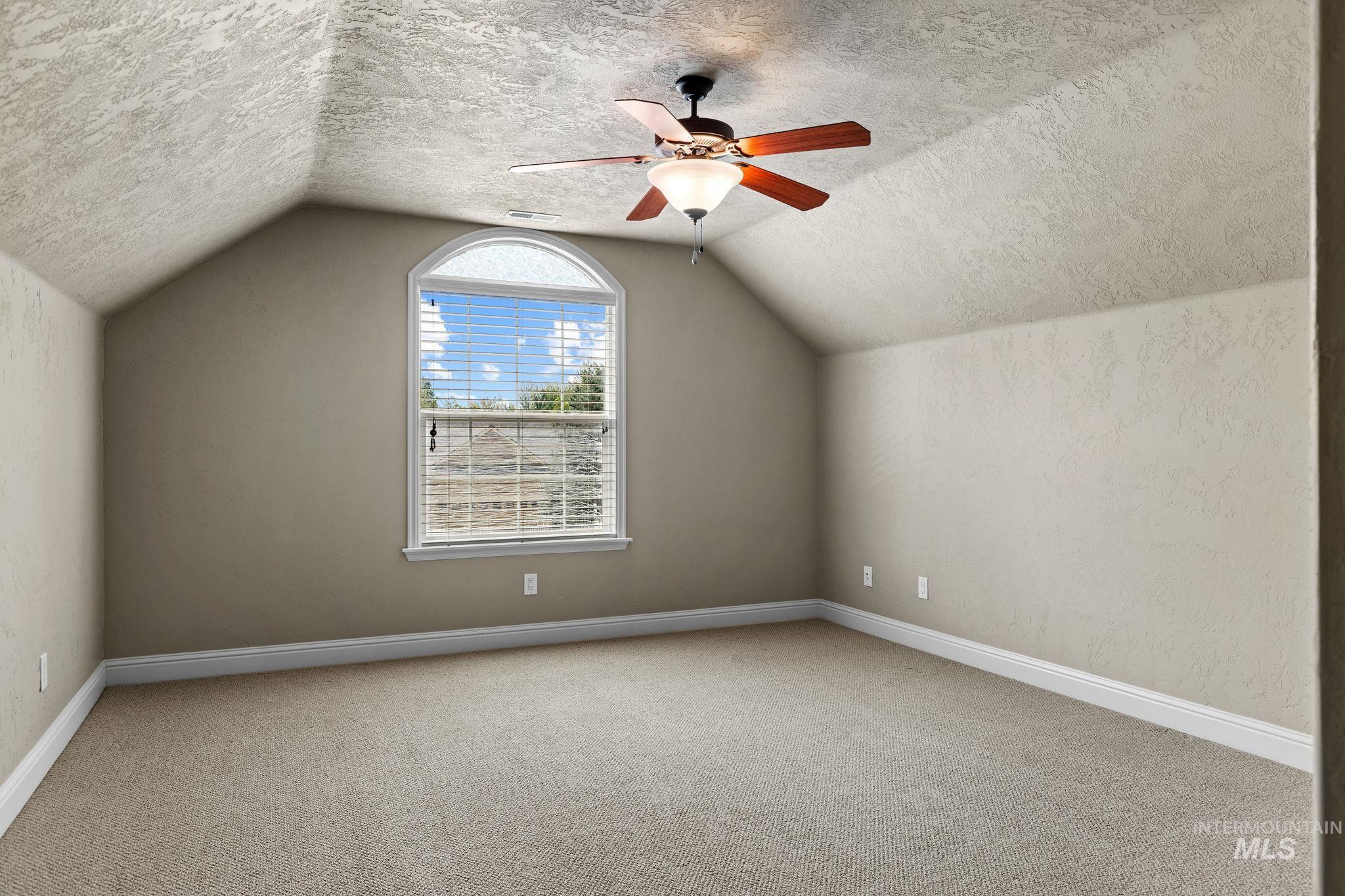 4220 N Bryce Canyon Ave Property Photo 34