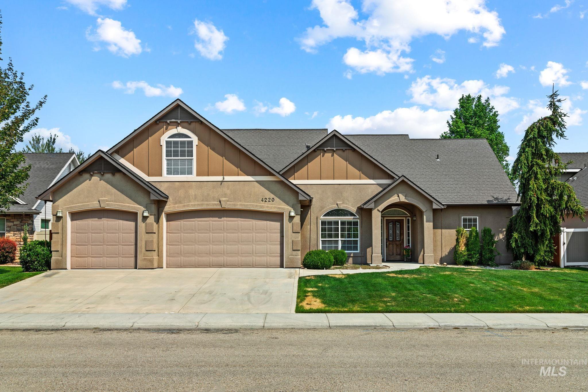 4220 N Bryce Canyon Ave Property Photo 47