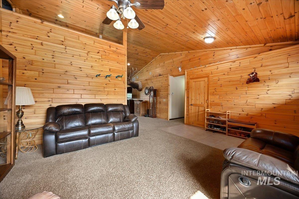 2819 S 850 E Property Photo 5