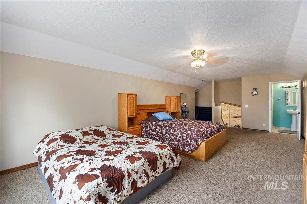 2819 S 850 E Property Photo 32