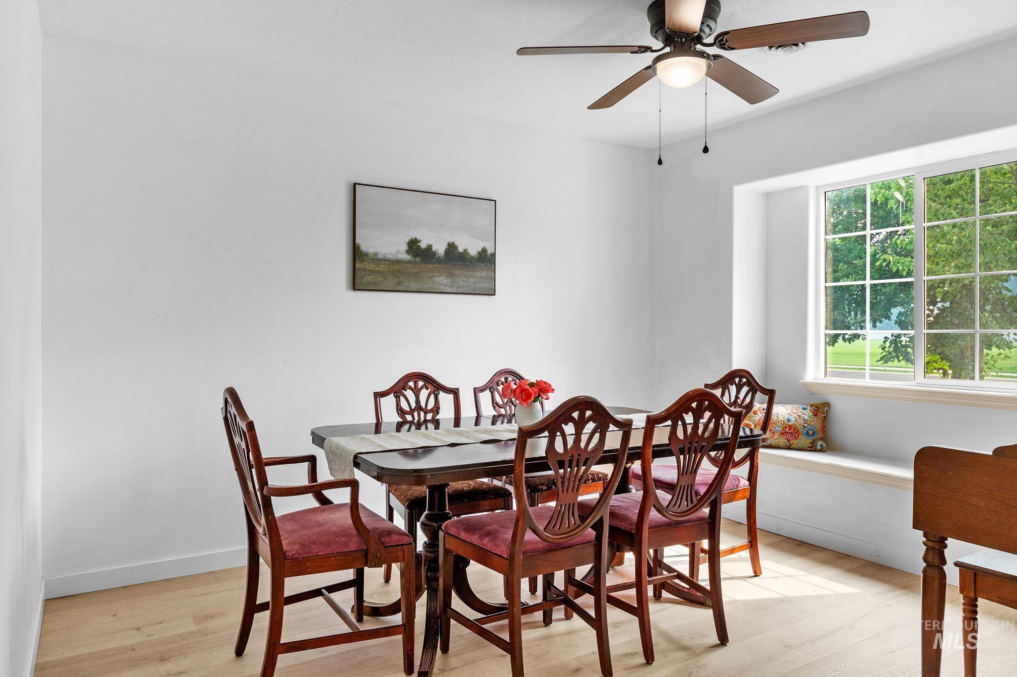 1085 N Crownhaven Way Property Photo 13