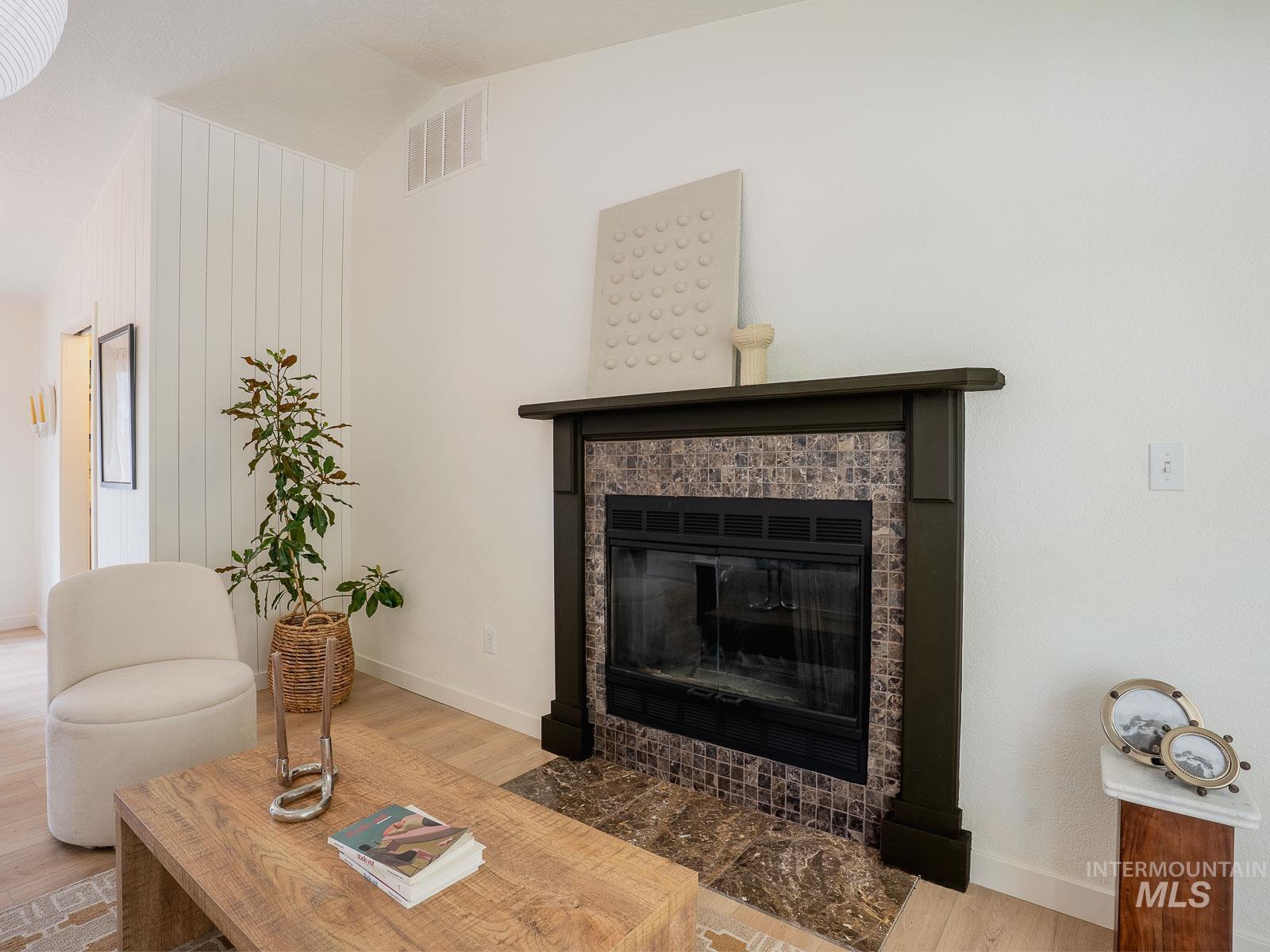4111 Azalea Lane Property Photo 7