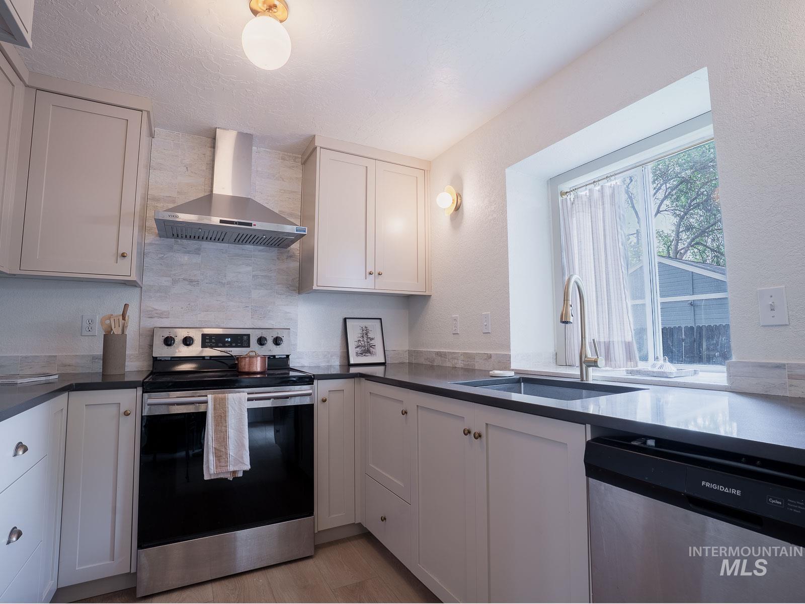 4111 Azalea Lane Property Photo 15