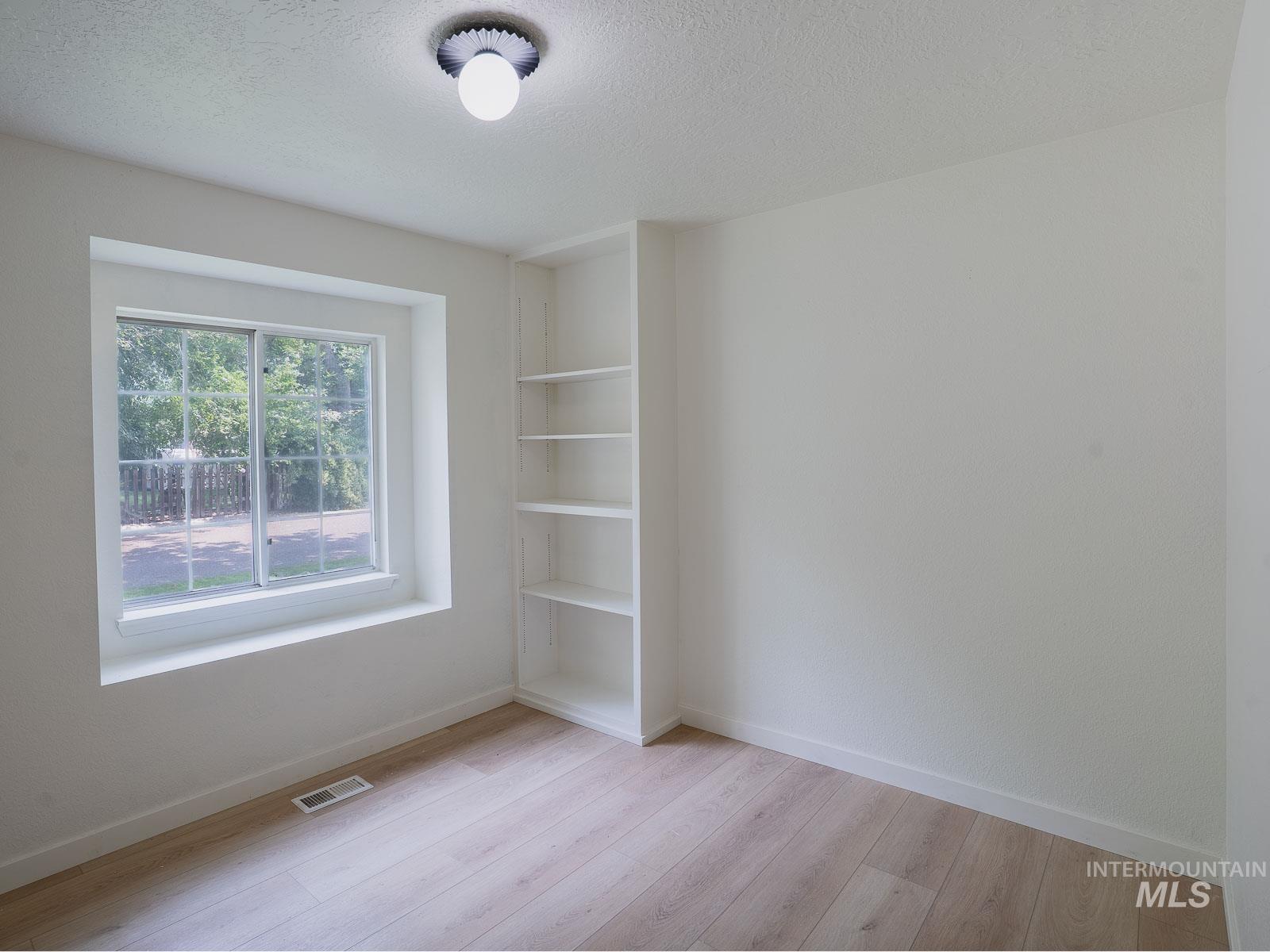 4111 Azalea Lane Property Photo 21
