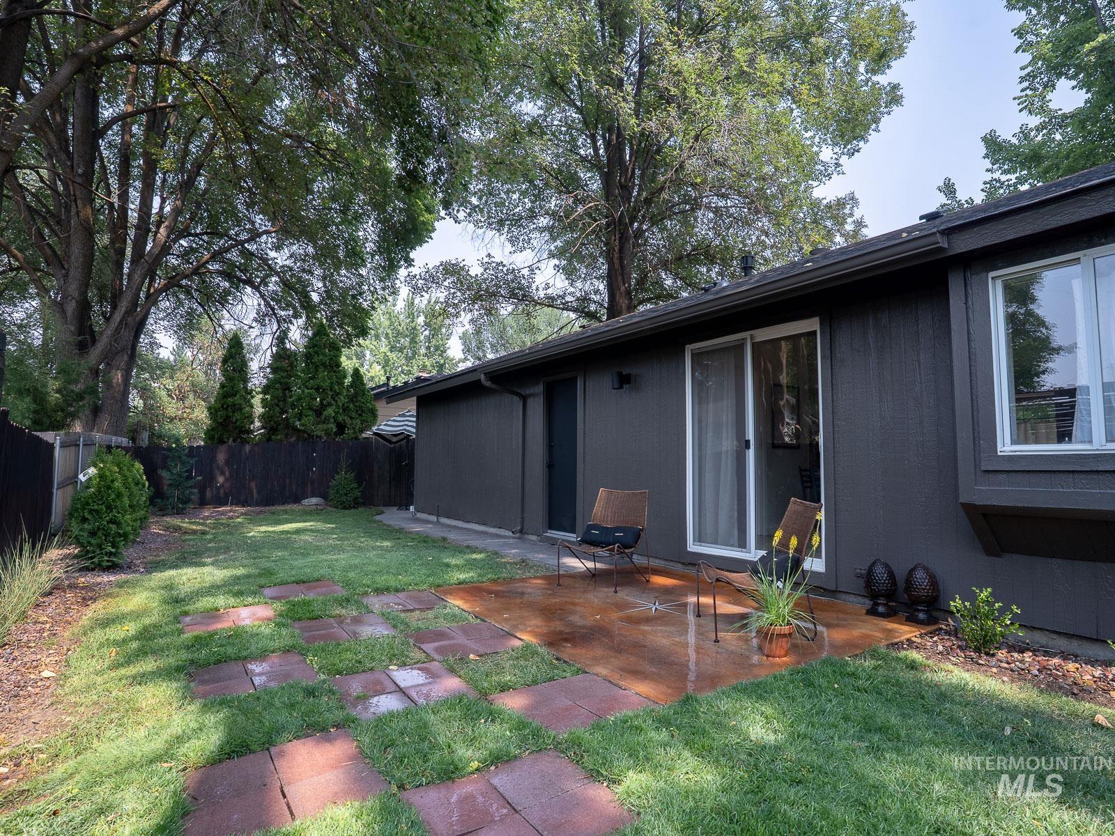 4111 Azalea Lane Property Photo 32