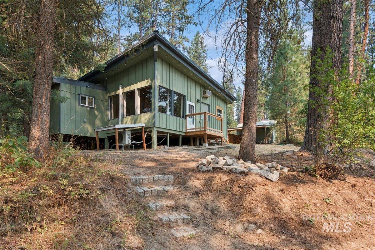 8 Moonglow Circle Property Photo 3