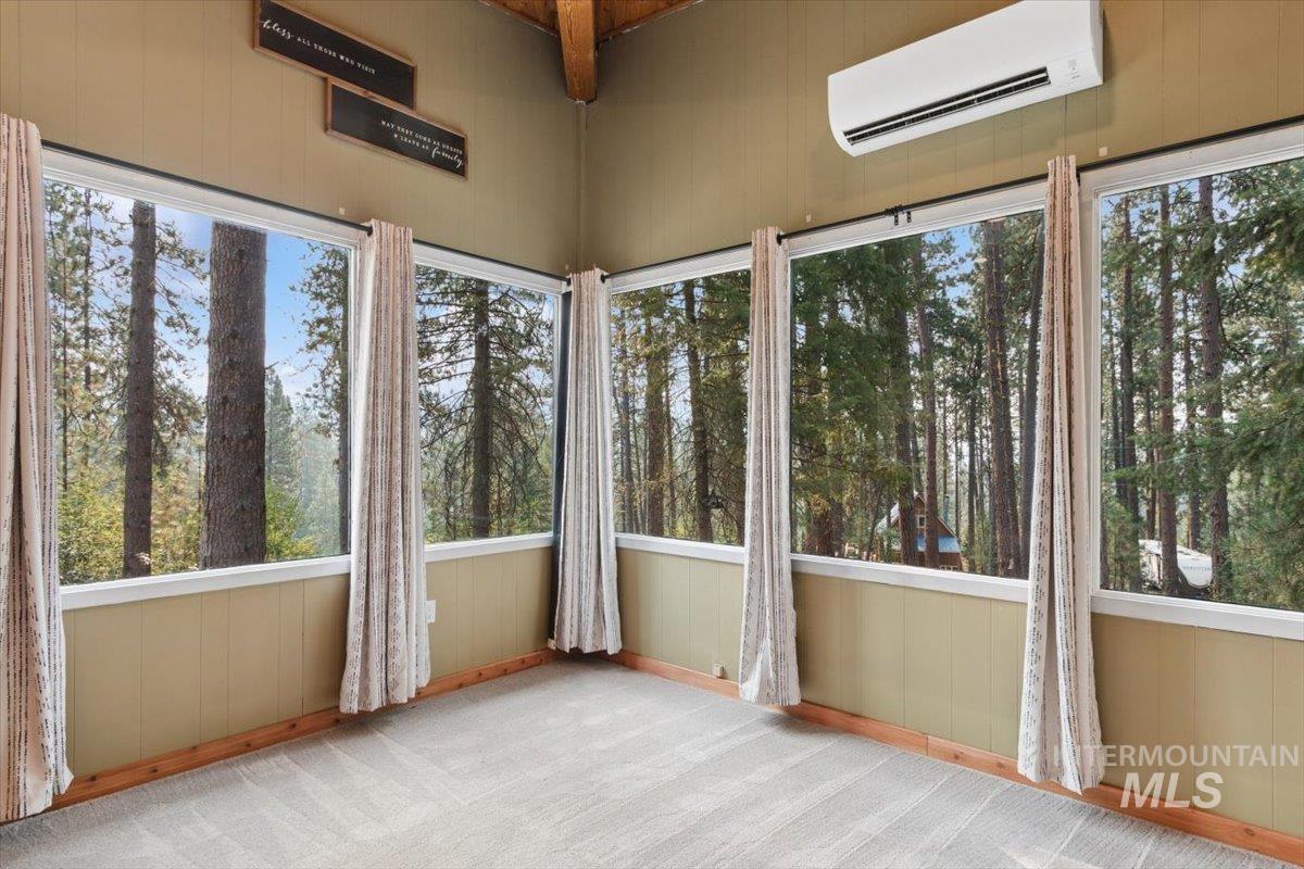 8 Moonglow Circle Property Photo 8