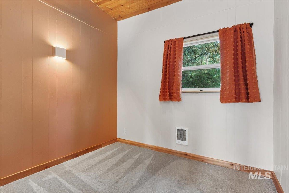 8 Moonglow Circle Property Photo 22