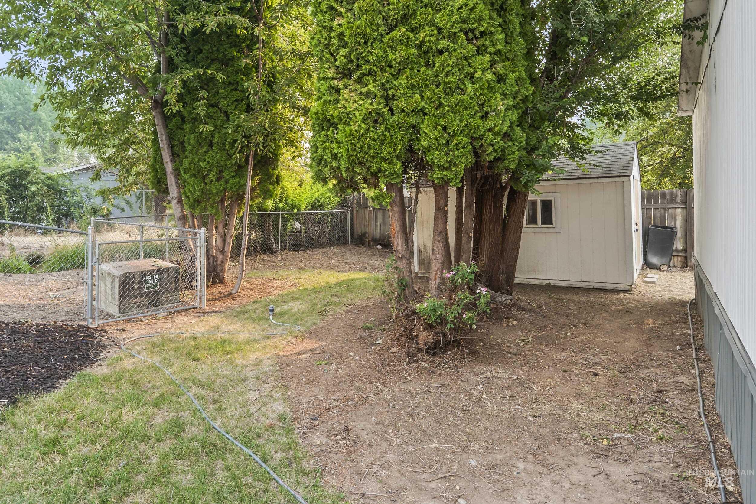 651 Silver City Dr Property Photo 18