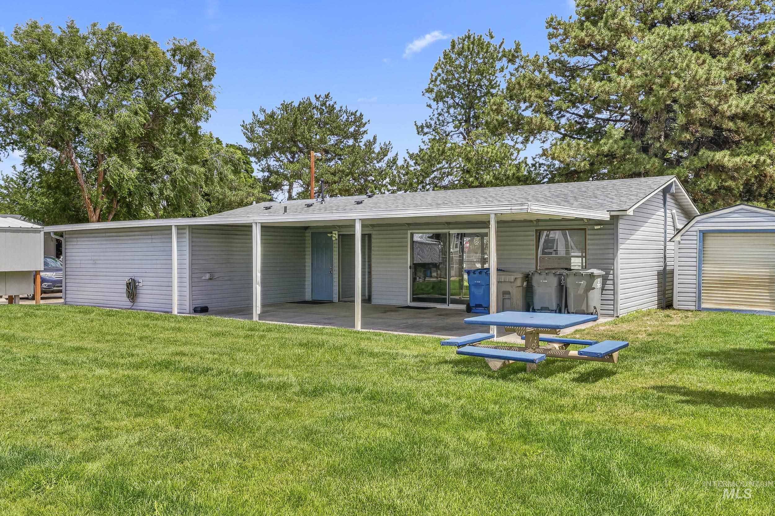 651 Silver City Dr Property Photo 30