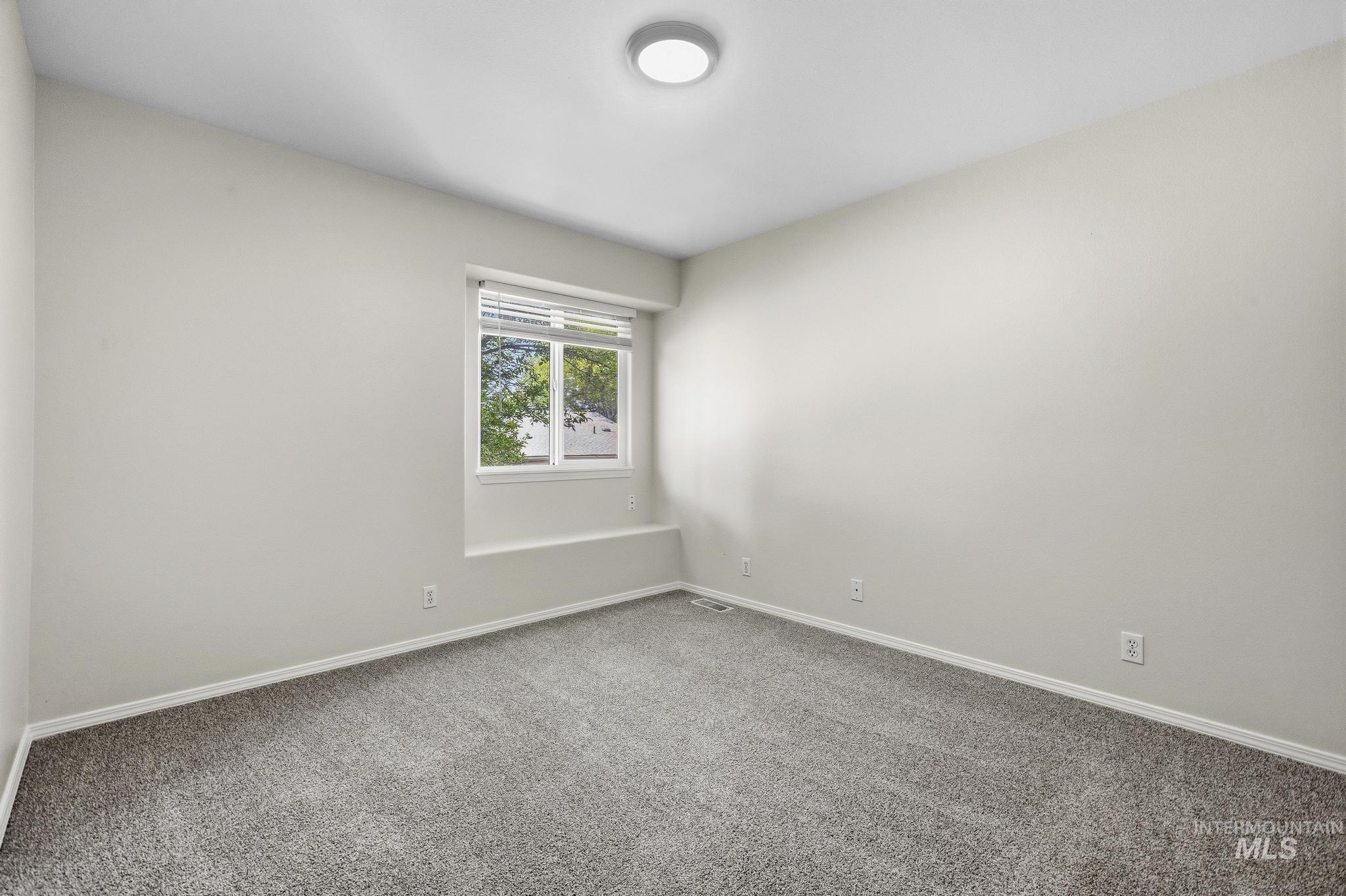 8096 W San Fernando Ct Property Photo 23