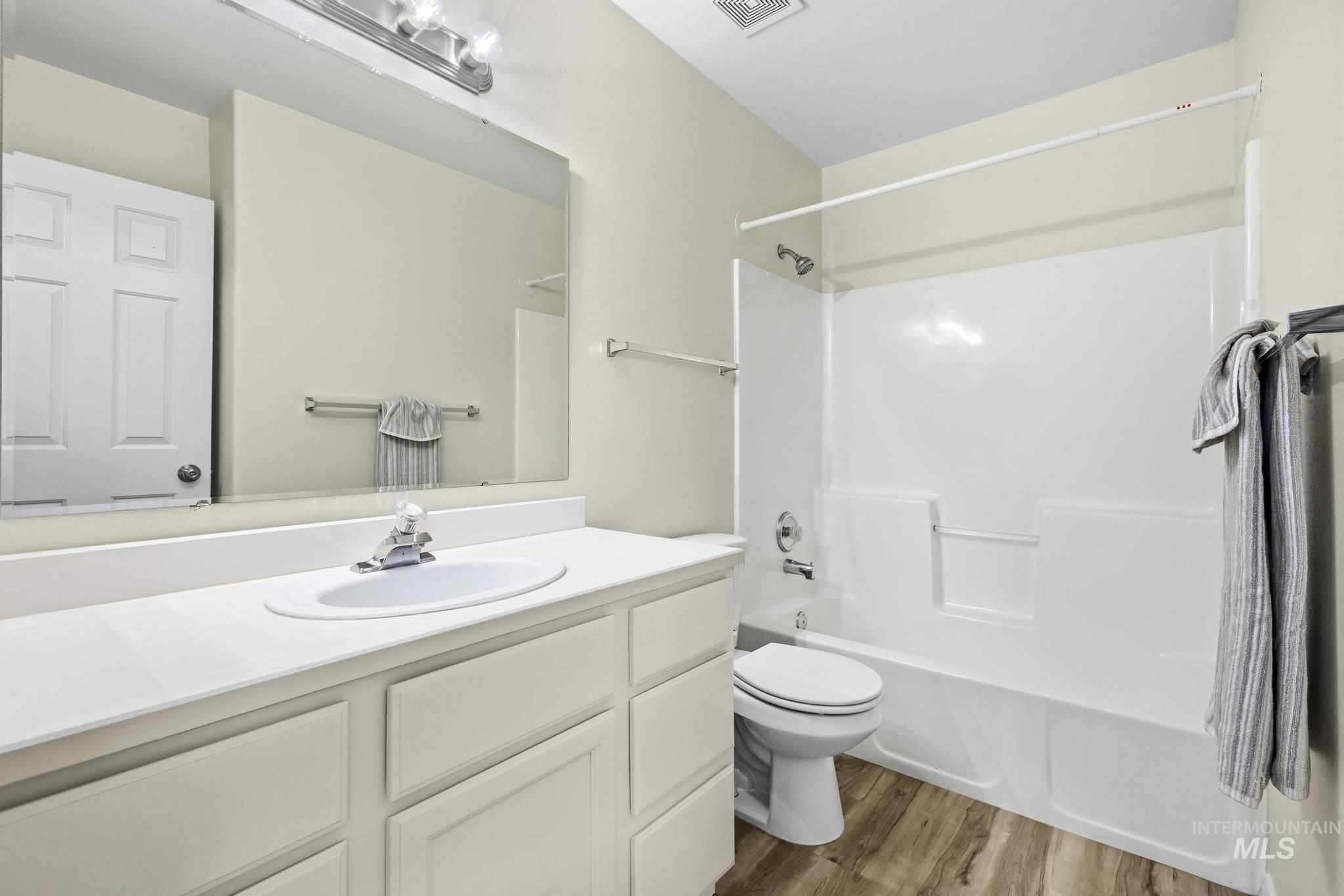 8096 W San Fernando Ct Property Photo 25