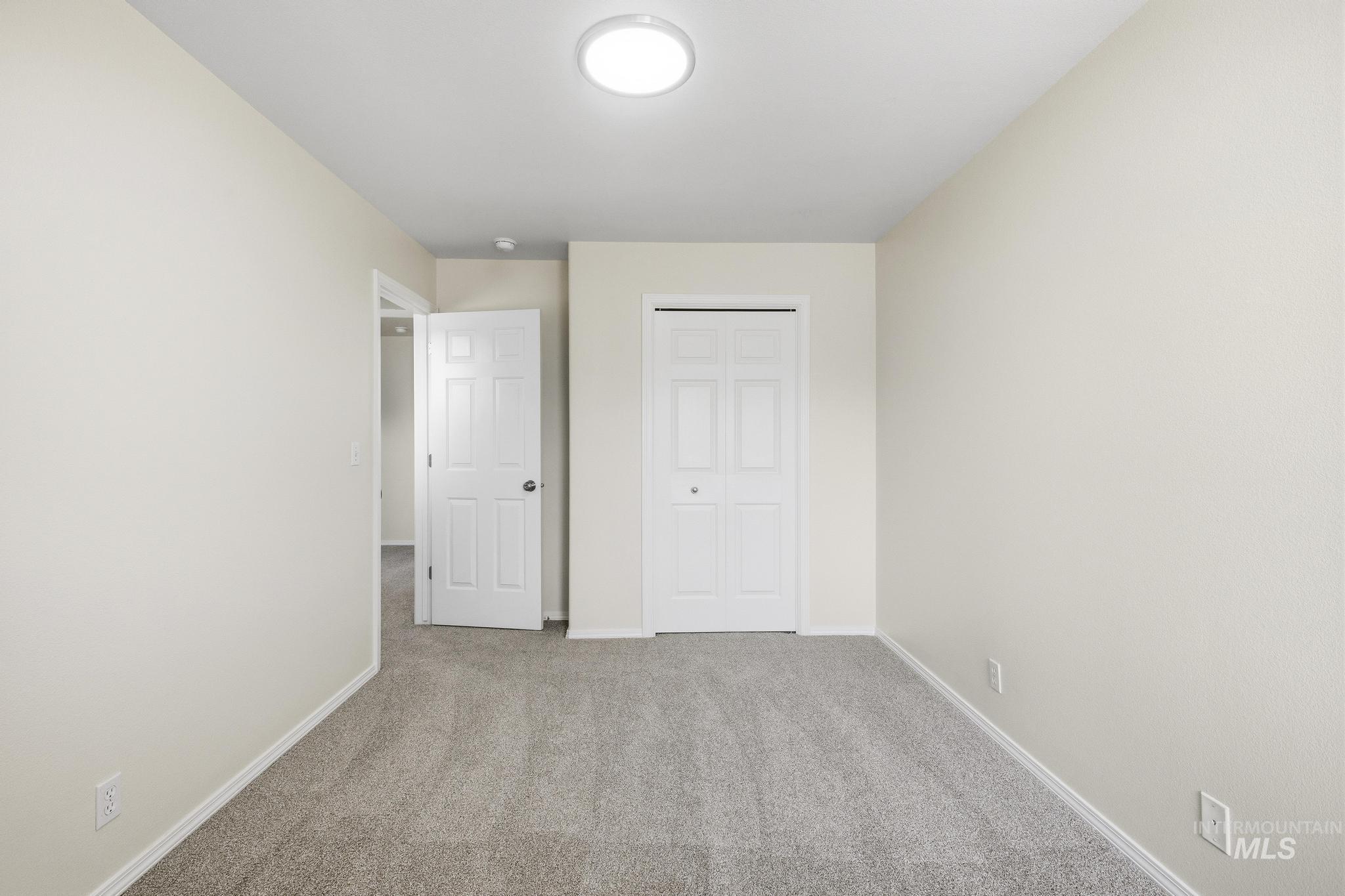 8096 W San Fernando Ct Property Photo 27
