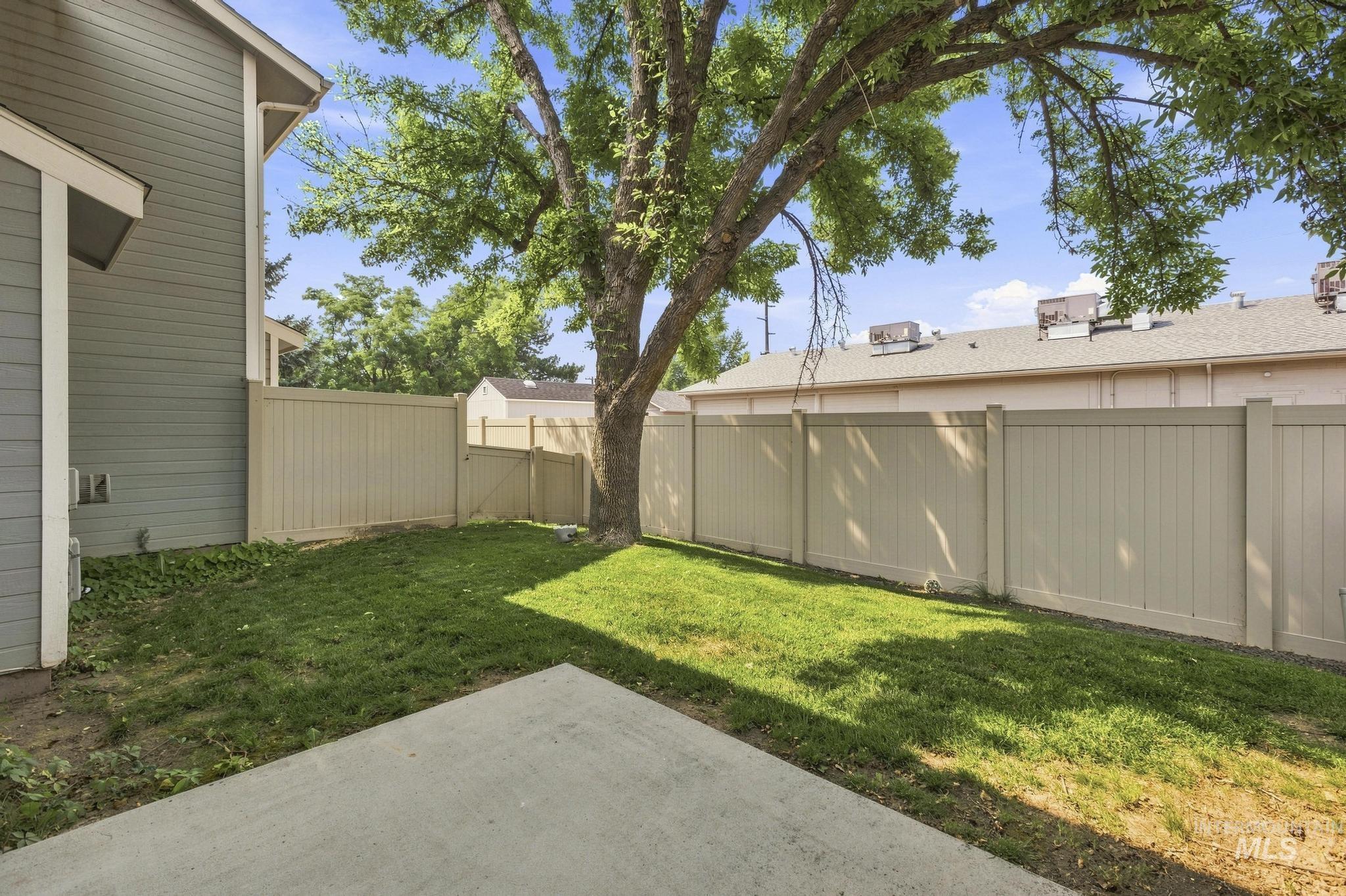 8096 W San Fernando Ct Property Photo 28