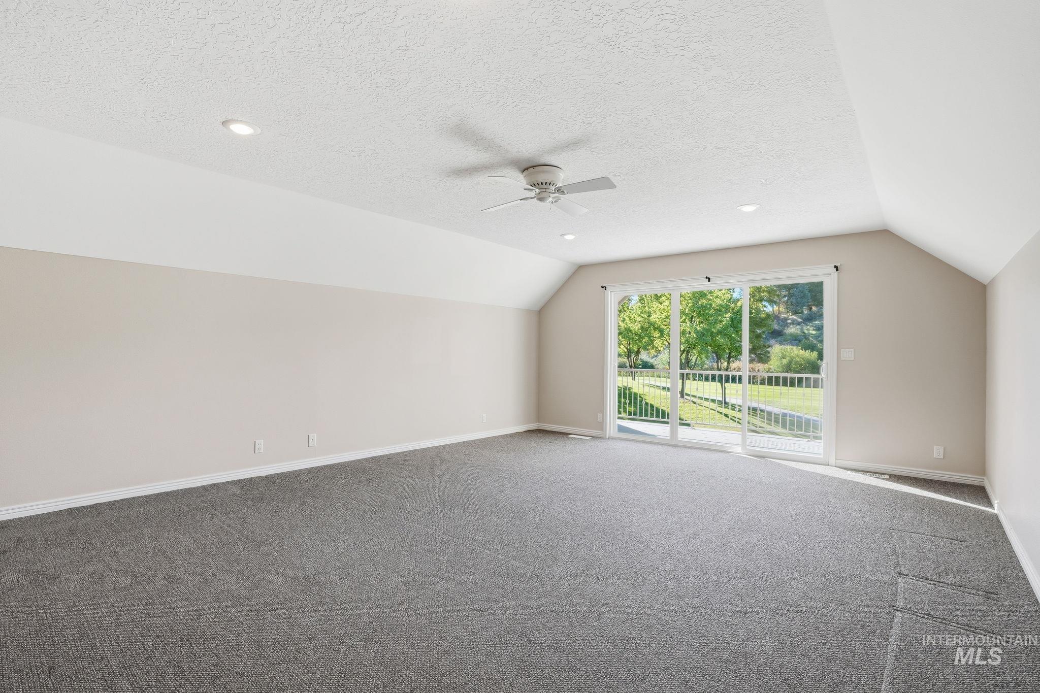 1007 W Oakhampton Drive Property Photo 28