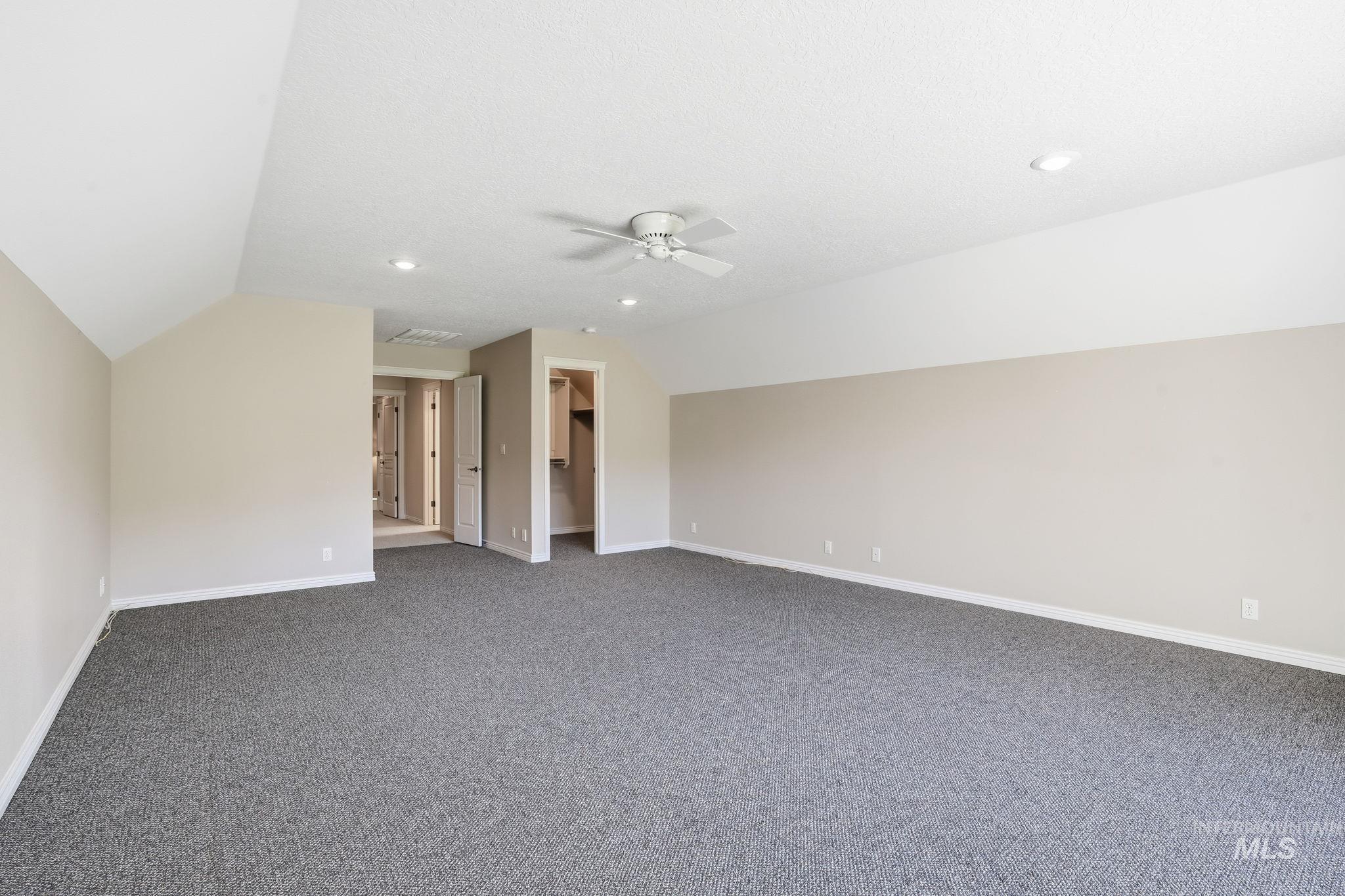 1007 W Oakhampton Drive Property Photo 30