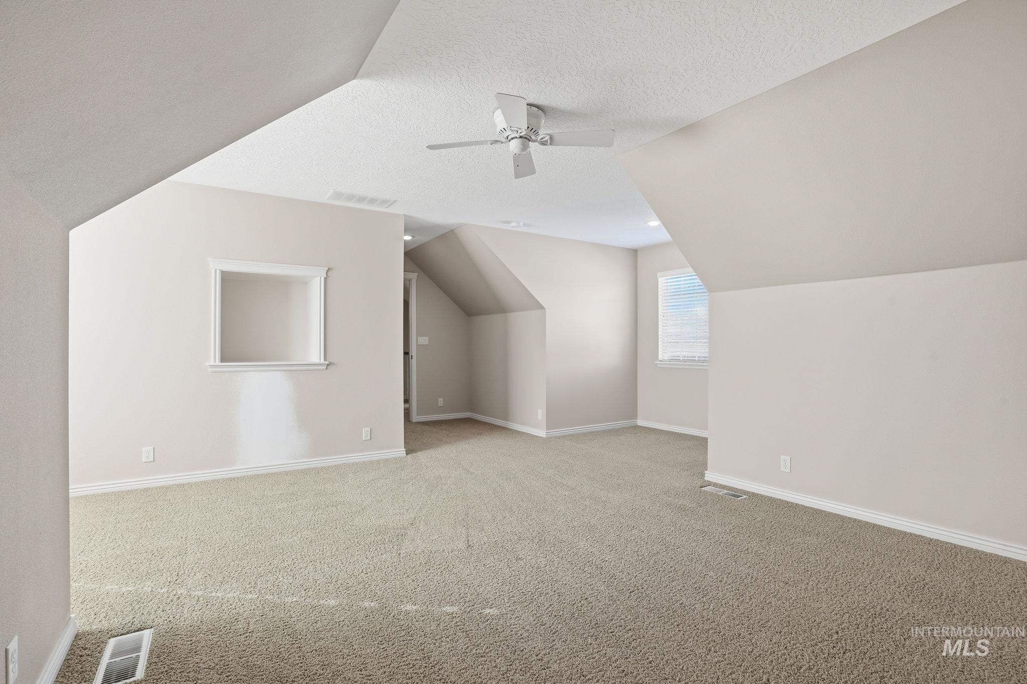 1007 W Oakhampton Drive Property Photo 32