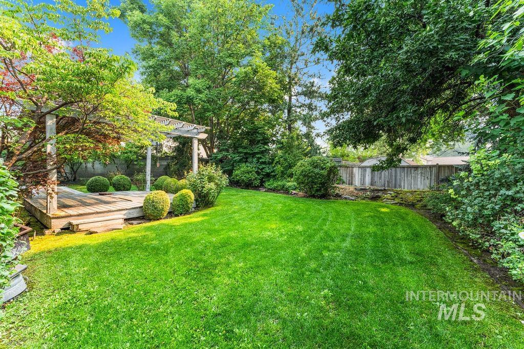 188 S Cobblestone Way Property Photo 4