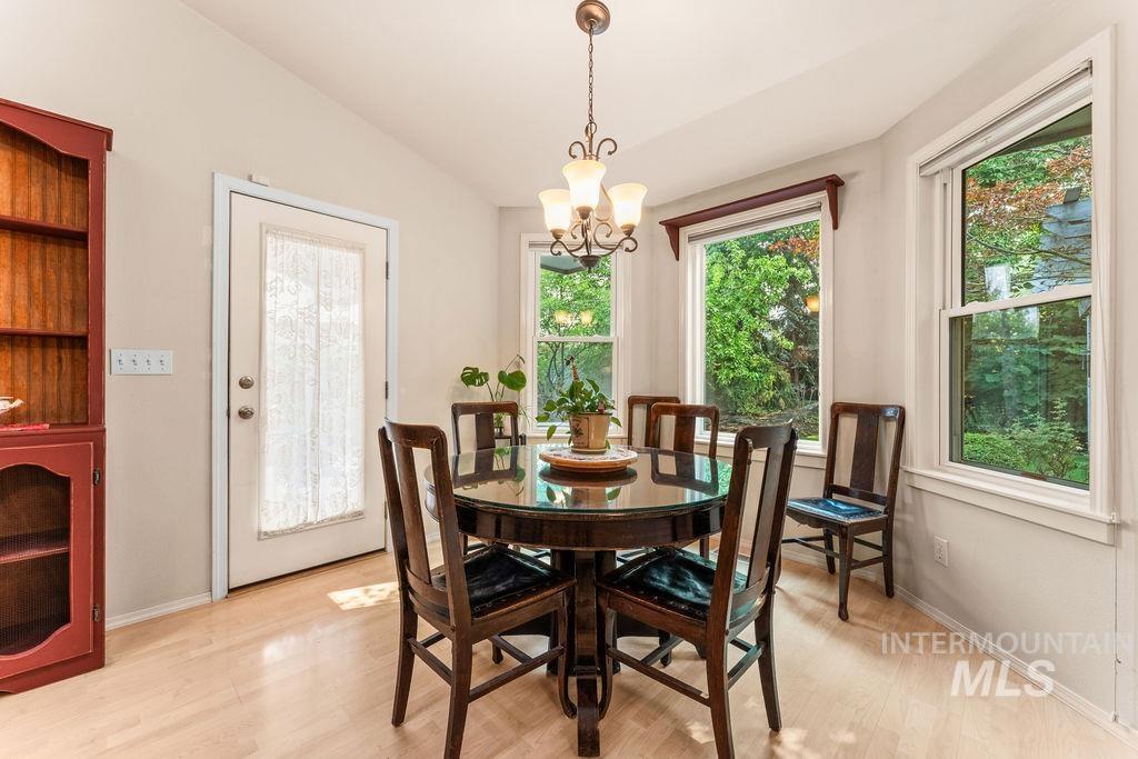 188 S Cobblestone Way Property Photo 13